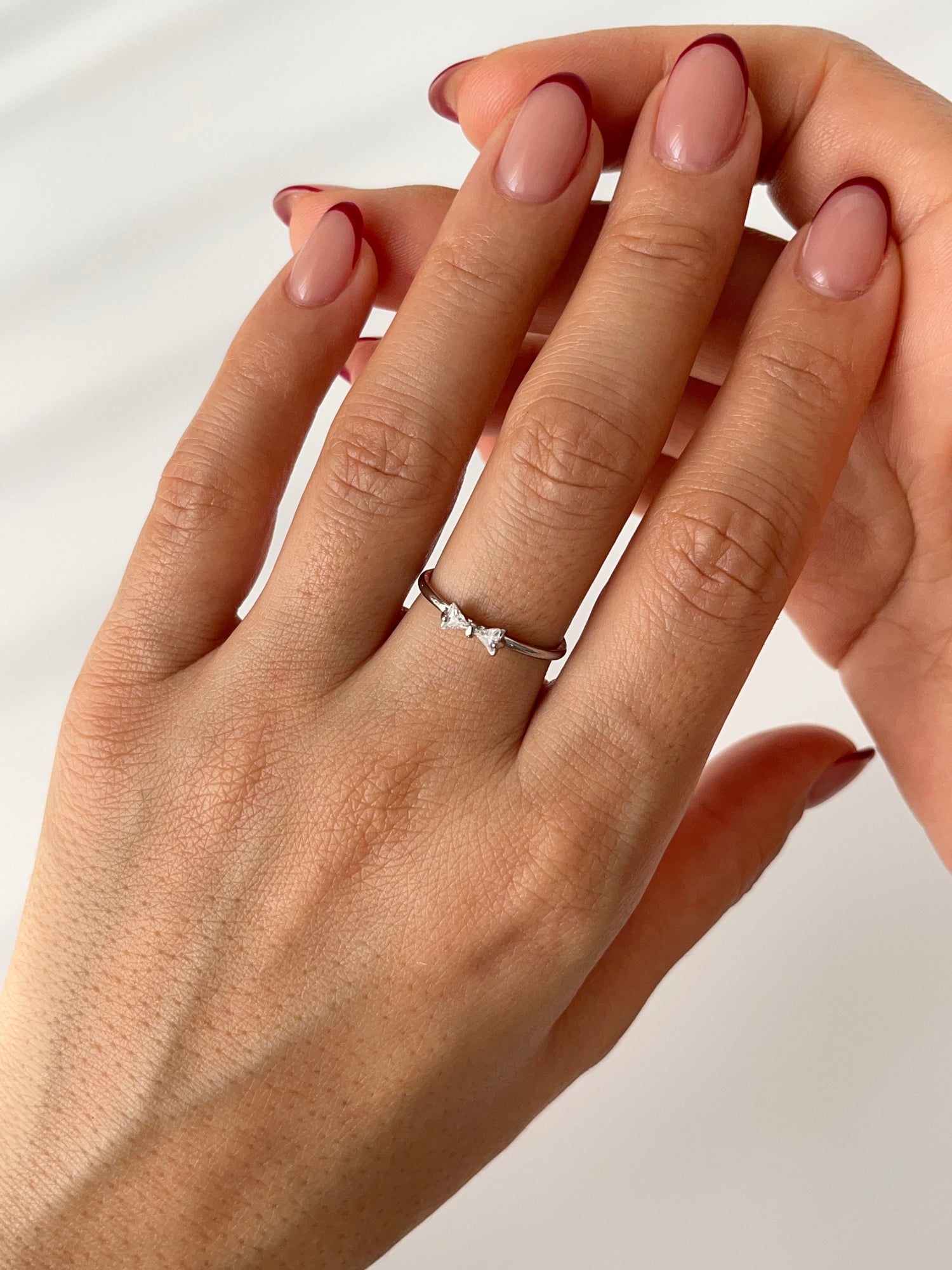 İTHAL AYARLANABİLİR FİYONK DETAYLI SİLVER YÜZÜK