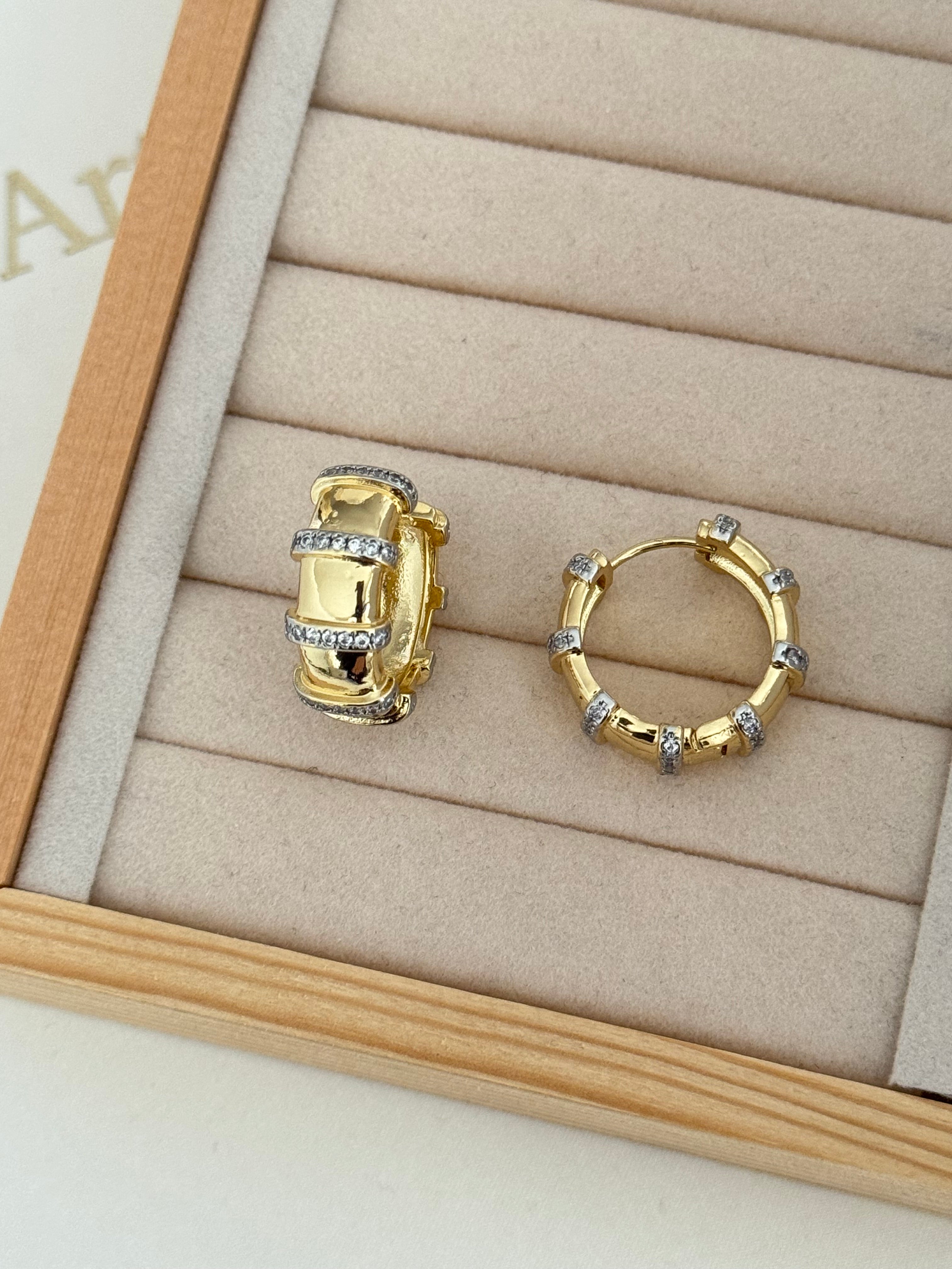 ELVİA TAŞ DETAYLI GOLD HALKA KÜPE