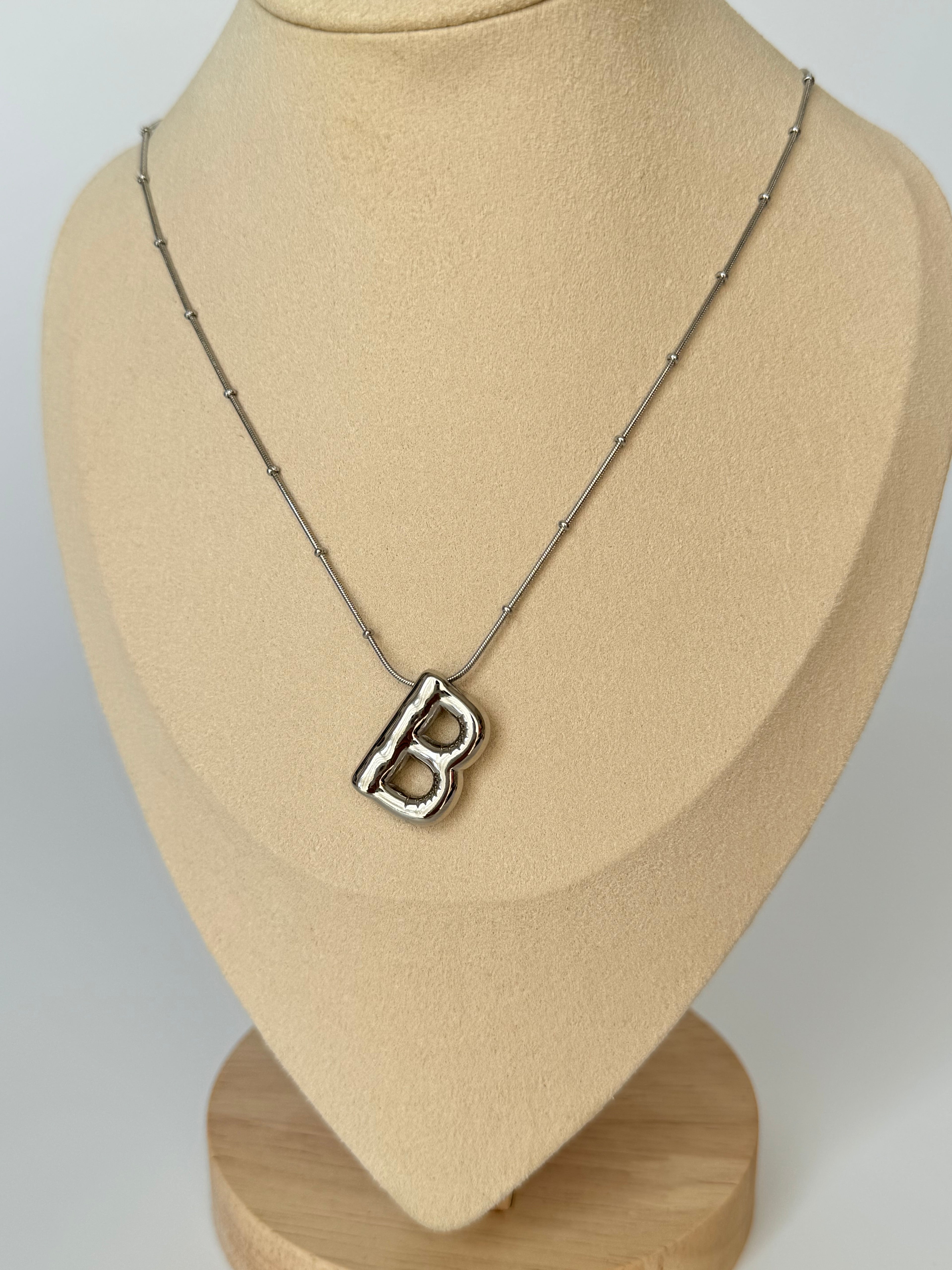 İthal Balon B Harf Silver Kolye