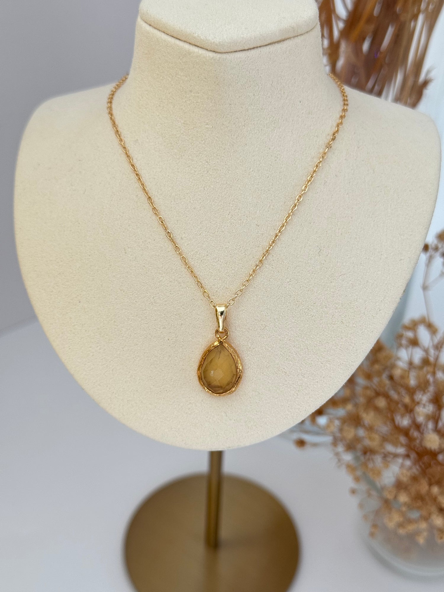 SARI DOĞAL TAŞLI ALTIN KAPLAMA KOLYE