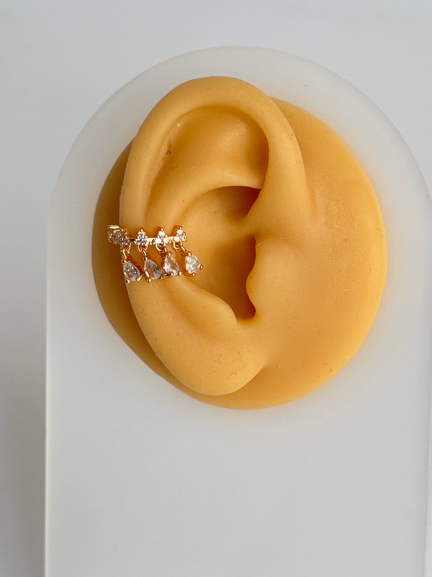 İTHAL SALLLANTILI SAĞ KULAK GOLD KIKIRDAK KÜPE EARCUFF