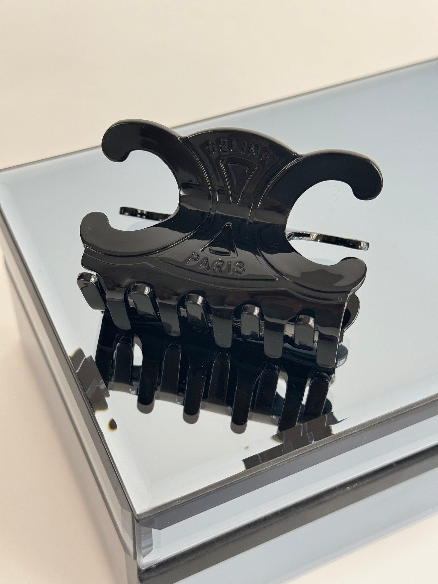 İTHAL MARKA MODEL SİYAH KEMİK MANDAL TOKA