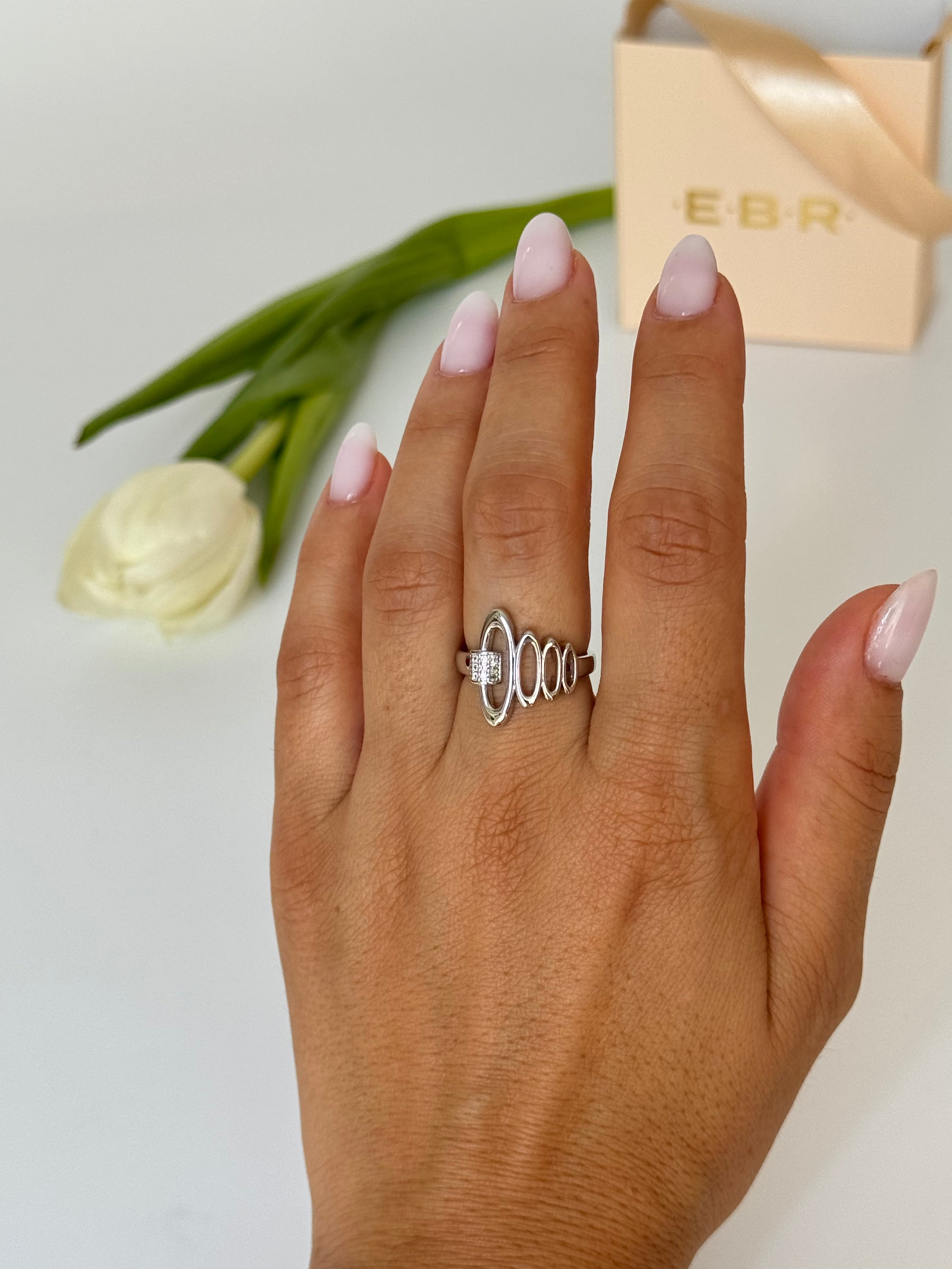 İTHAL DETAYLI SİLVER AYARLANABİLİR YÜZÜK