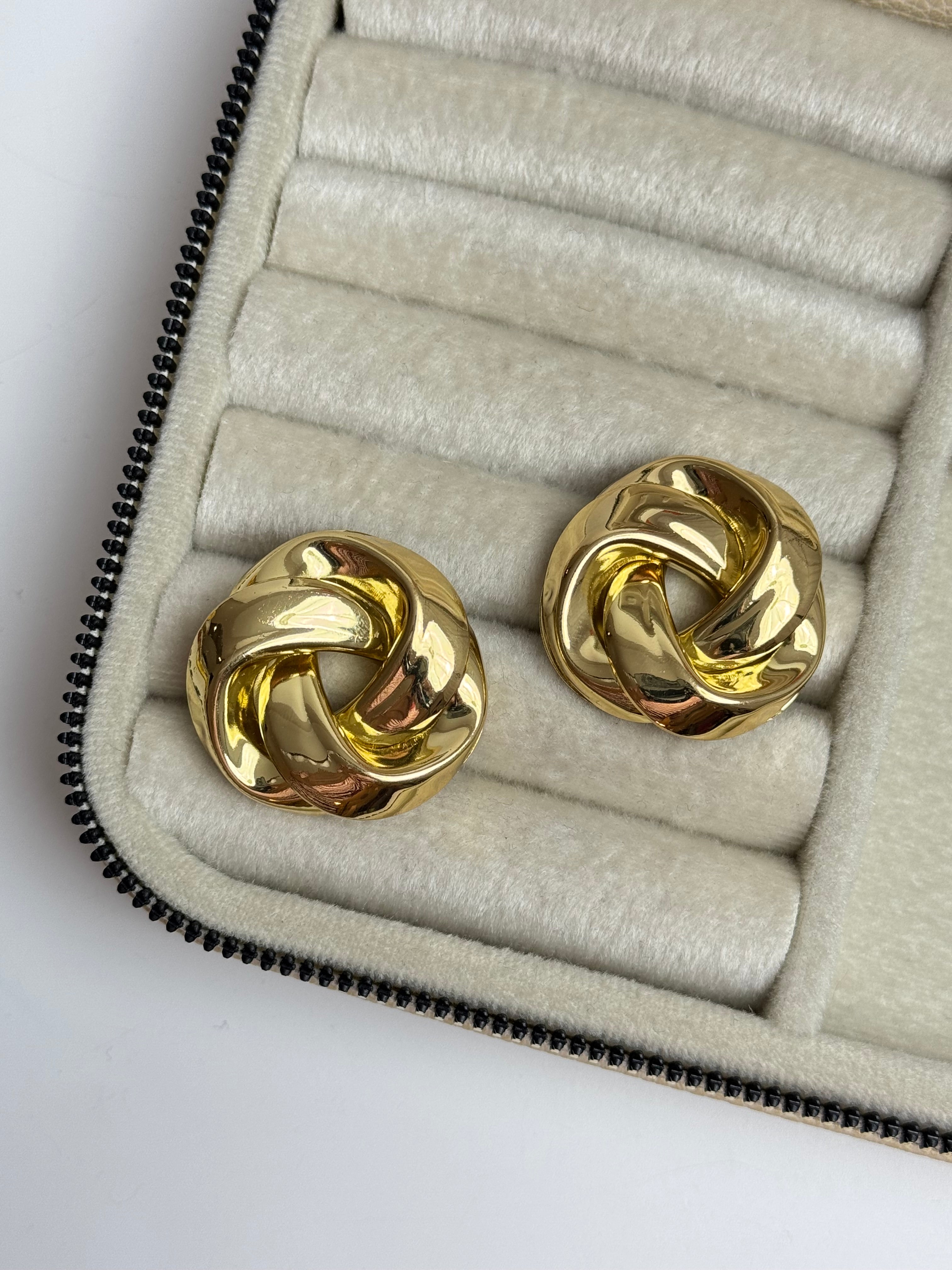 İTHAL GEOMETRİK GOLD MARKA MODEL KÜPE