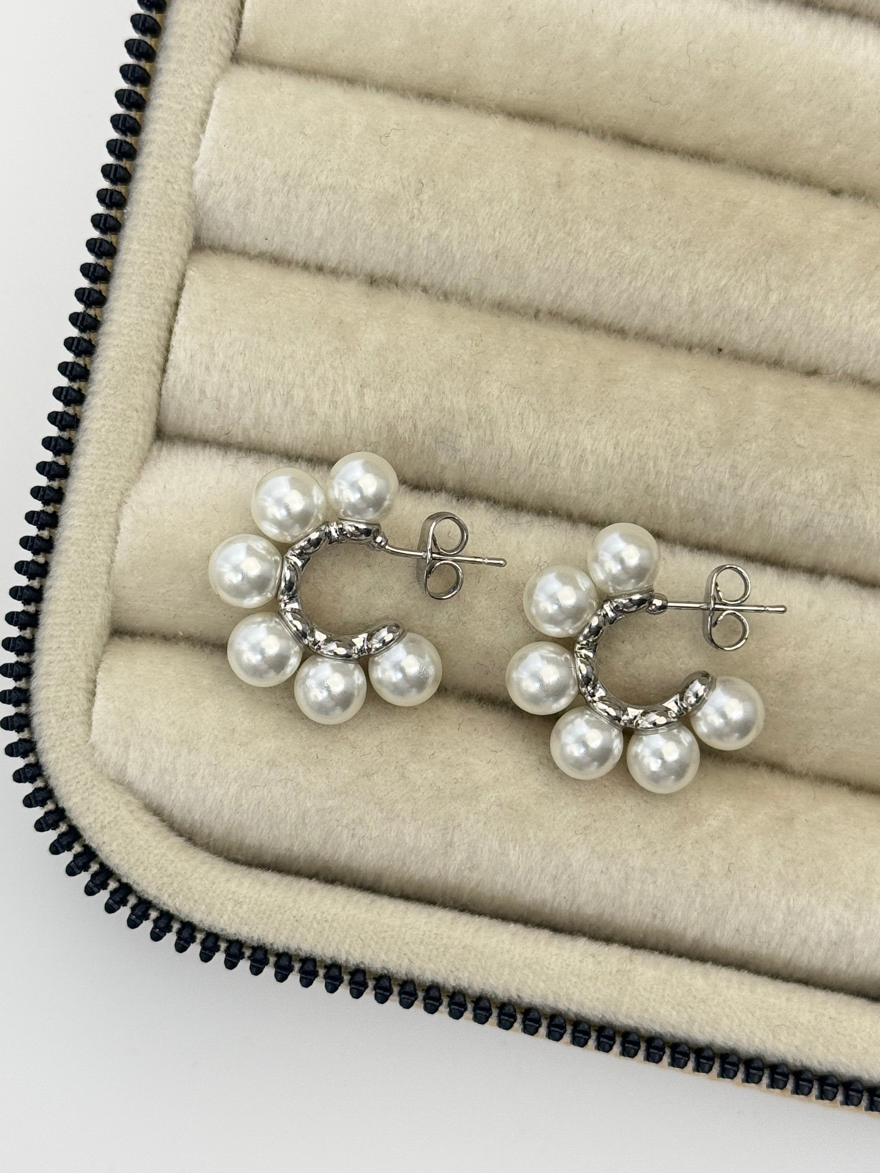 İTHAL İNCİ DETAYLI SİLVER HALKA KÜPE