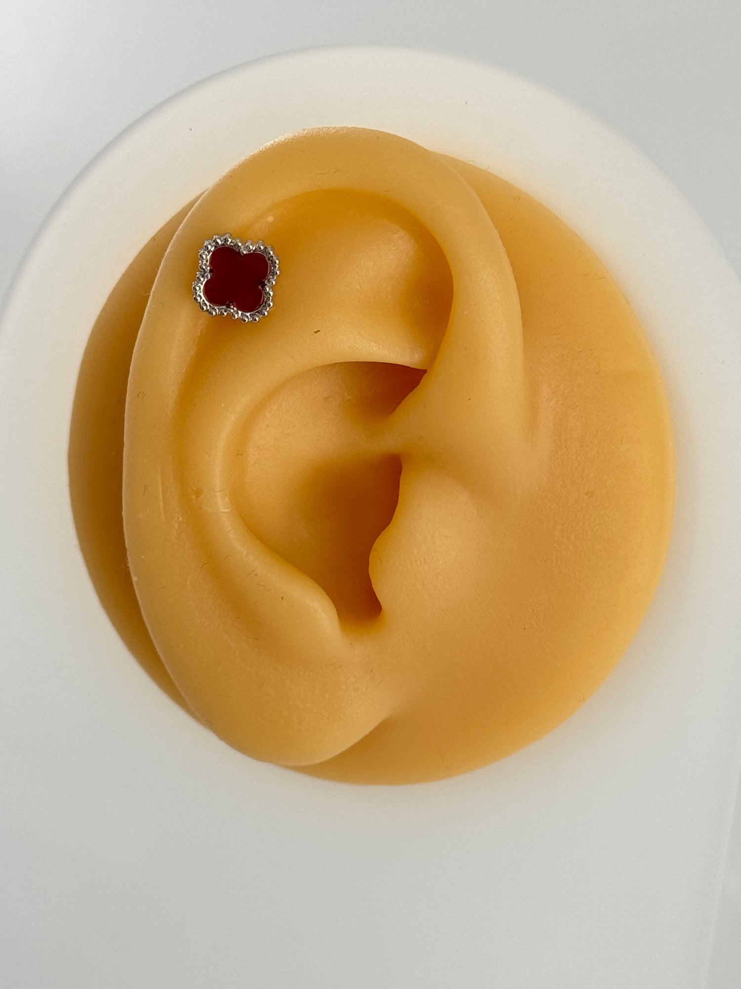 İTHAL BORDO RENKLİ SİLVER YONCA MARKA MODEL PİERCİNG