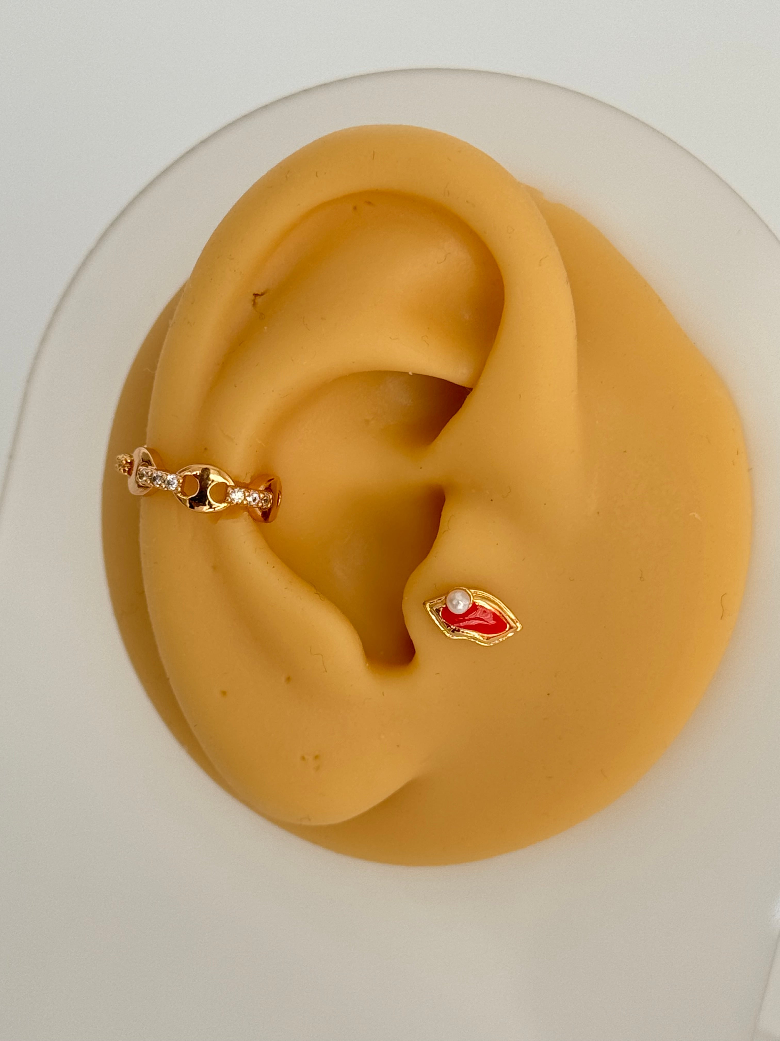 İTHAL DUDAK DETAYLI GOLD PİERCİNG