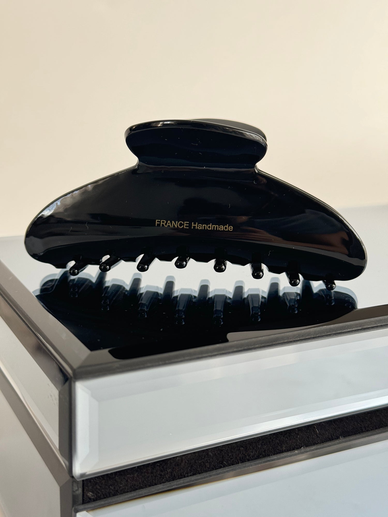 İTHAL SİYAH KEMİK MANDAL TOKA