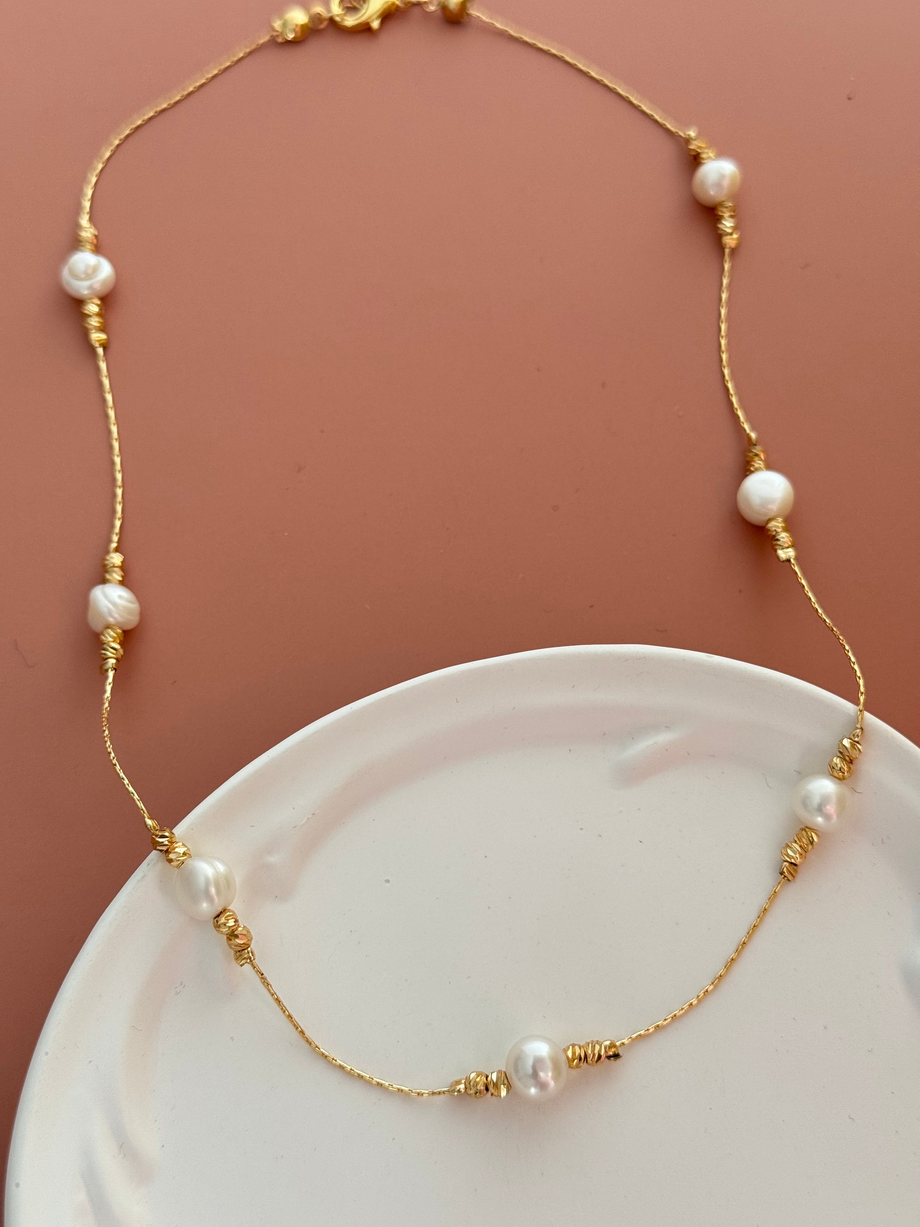 SİYARE GERÇEK İNCİLİ ALTIN KAPLAMA KOLYE