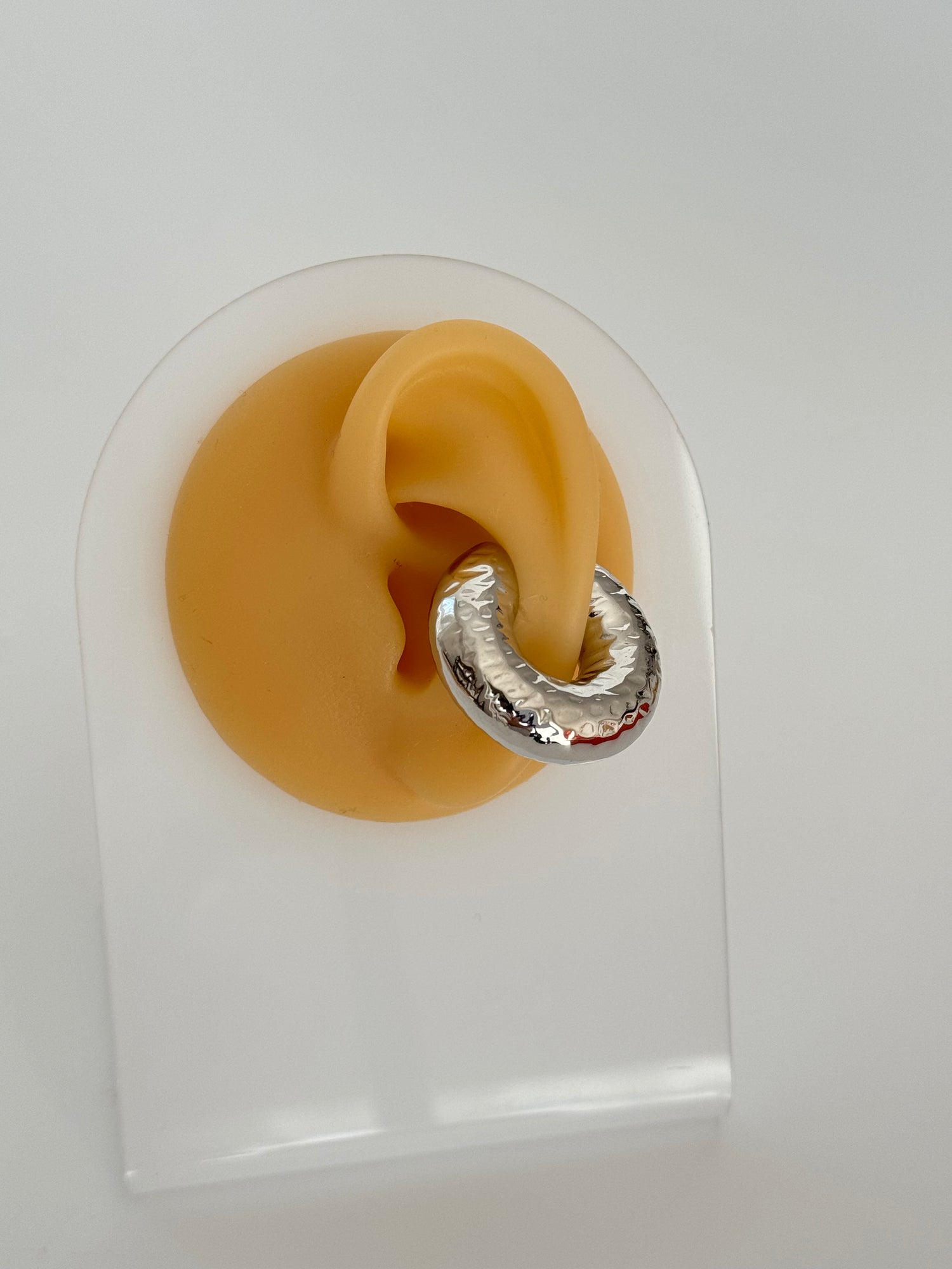 İTHAL XL DESENLİ BALON HALKA SİLVER KIKIRDAK KÜPE EARCUFF