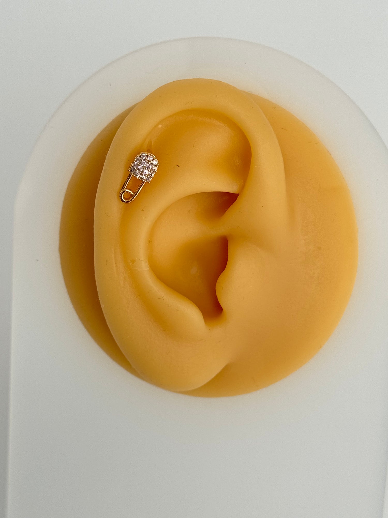 İTHAL KANCA DETAYLI GOLD PİERCİNG