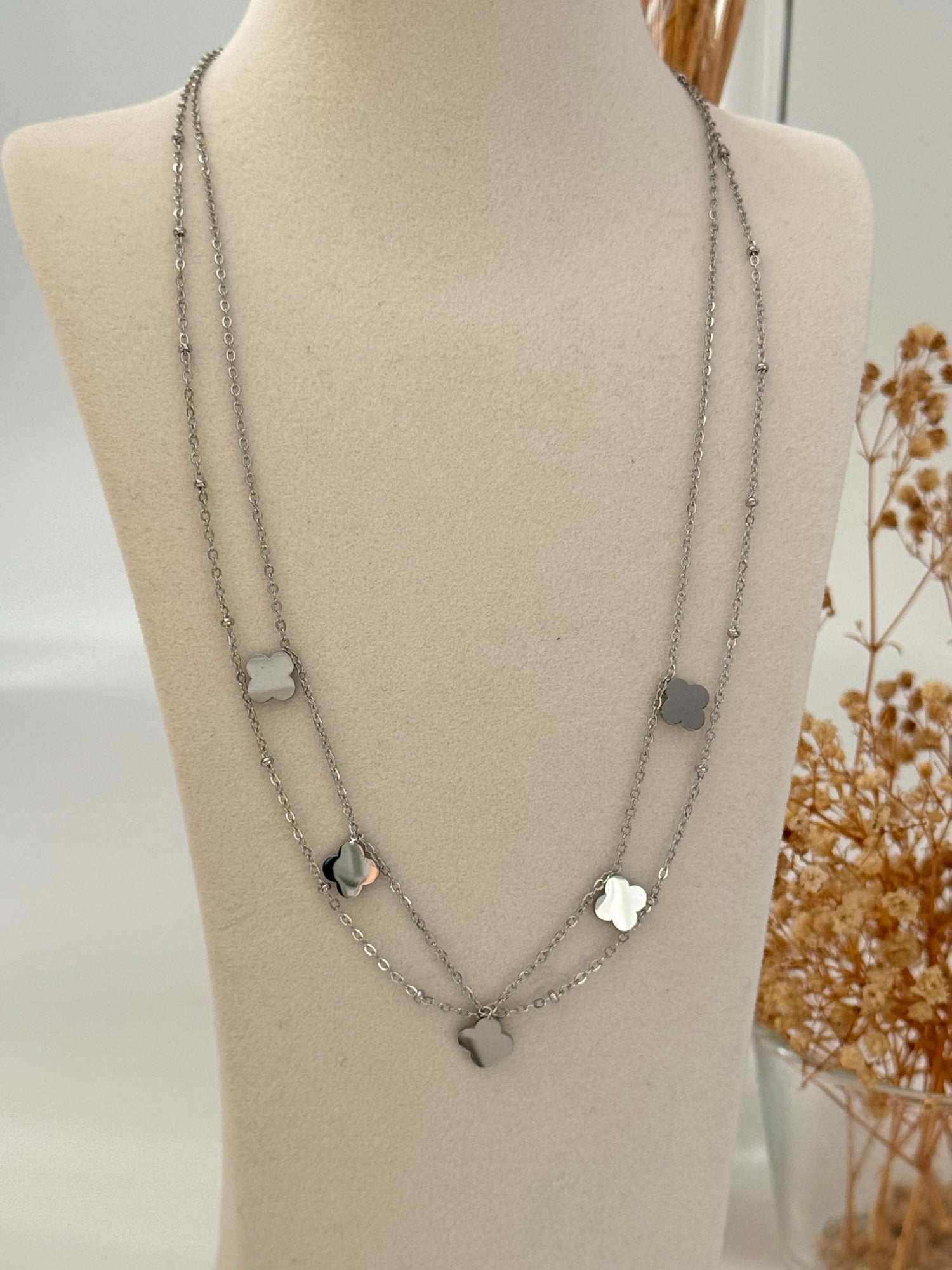 YONCA DETAYLI SİLVER ÇELİK KOLYE