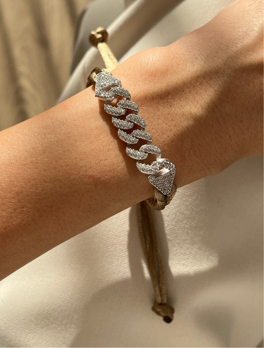 KAHVERENGİ İPLİ TAŞLI ZİNCİR DETAYLI BİLEKLİK