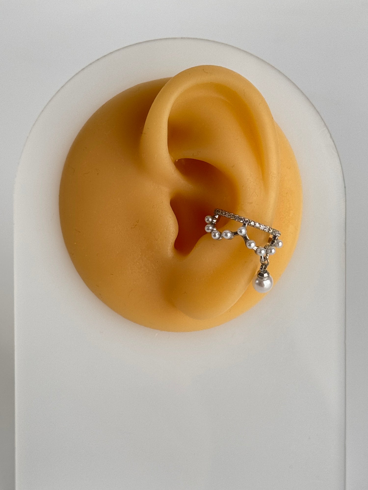 İTHAL İNCİ DETAYLI SİLVER KIKIRDAK KÜPE EARCUFF