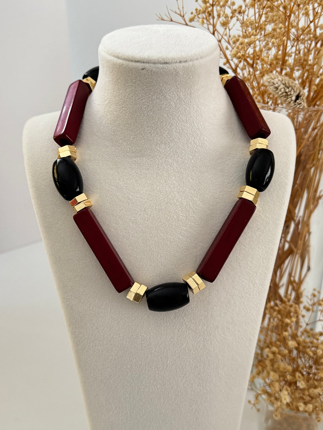 İTHAL BORDO ÇUBUK DETAYLI AHŞAP KOLYE