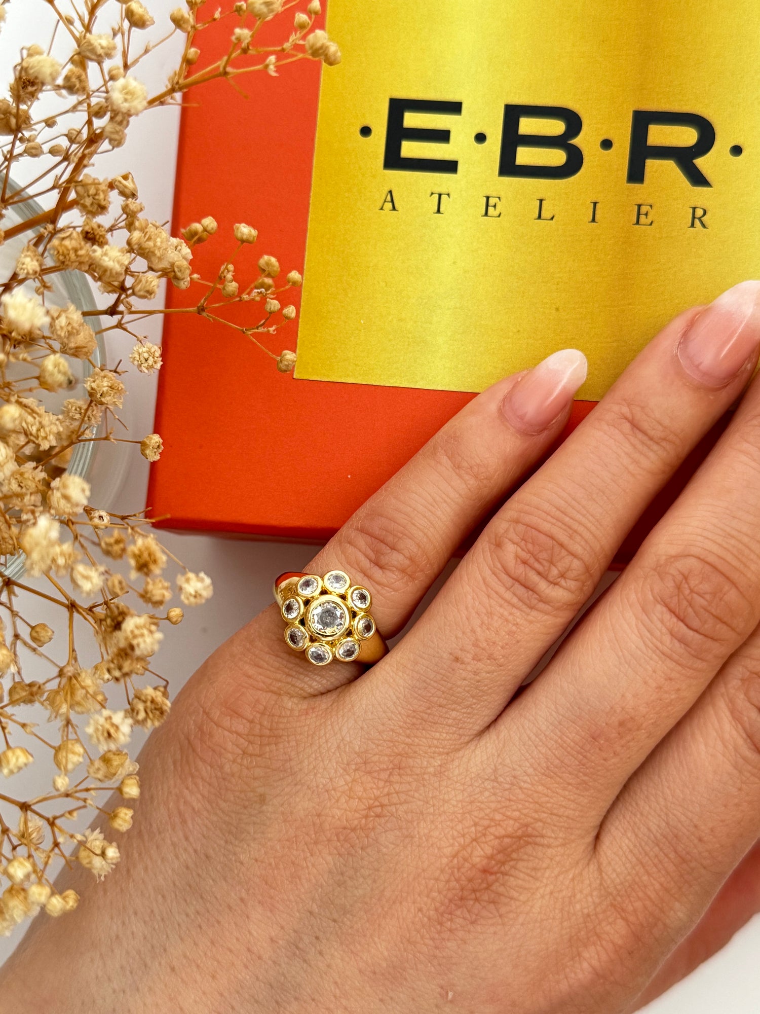 LEX ÇİÇEK DETAYLI GOLD SERÇE PARMAK AYARLANABİLİR YÜZÜK