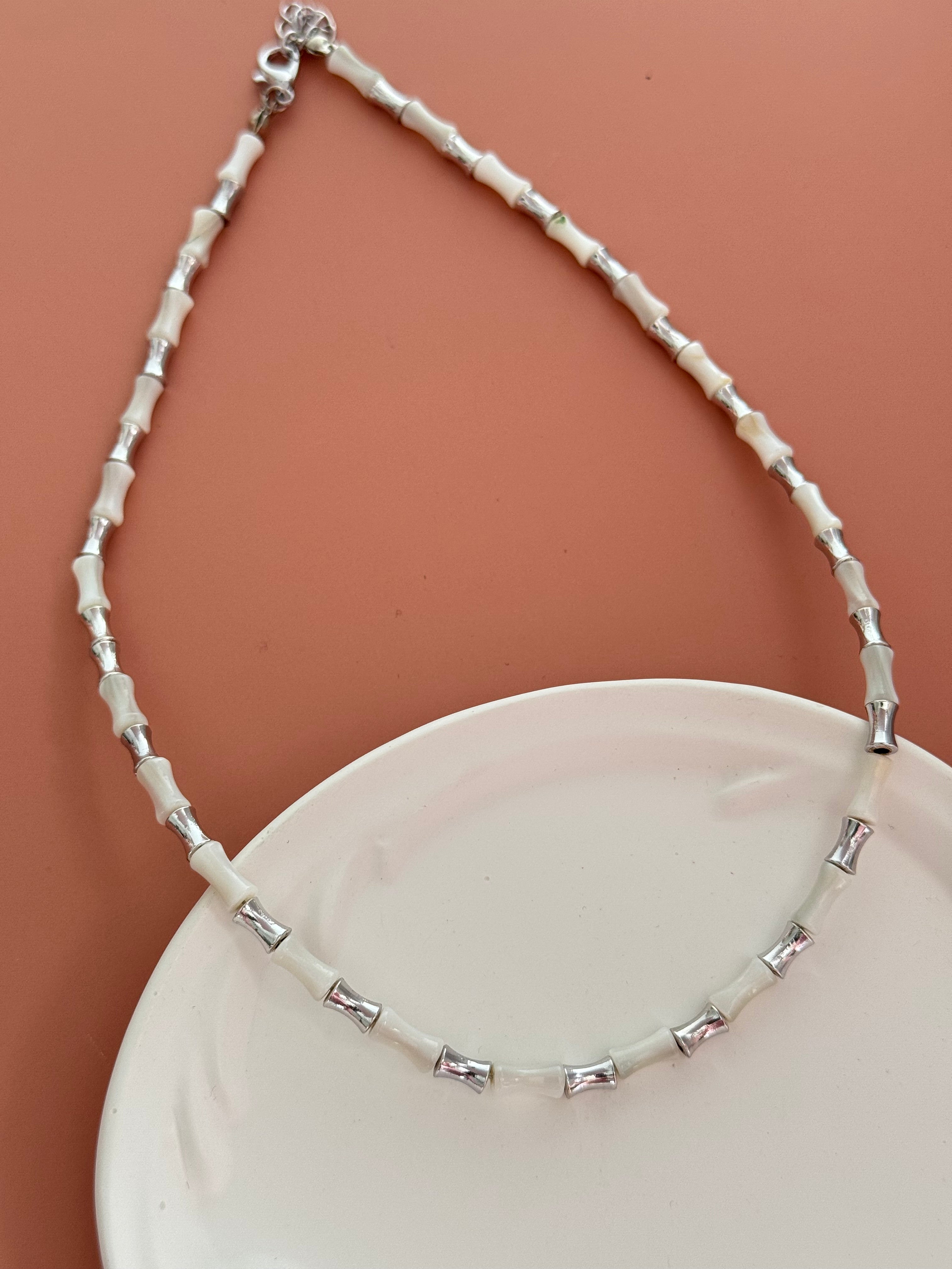 ELAE BEYAZ TAŞLI SİLVER ALTIN KAPLAMA KOLYE