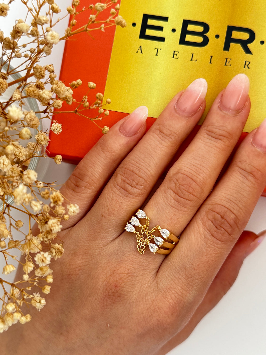 TUA ZİNCİR DETAYLI TAŞLI GOLD AYARLANABİLİR YÜZÜK