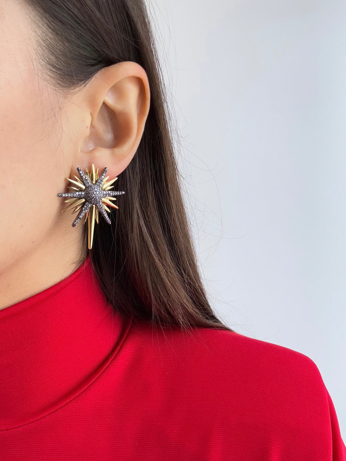 KUZEY YILDIZI DETAYLI ALTIN KAPLAMA KÜPE