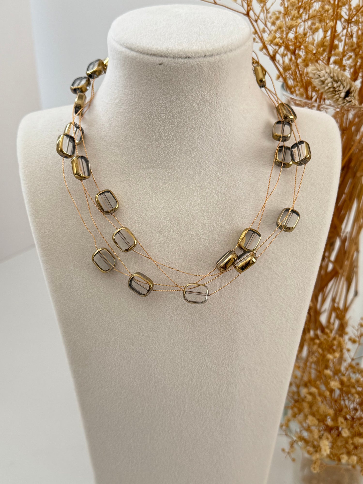 VARA GRİ KARE TAŞLI GOLD KOLYE