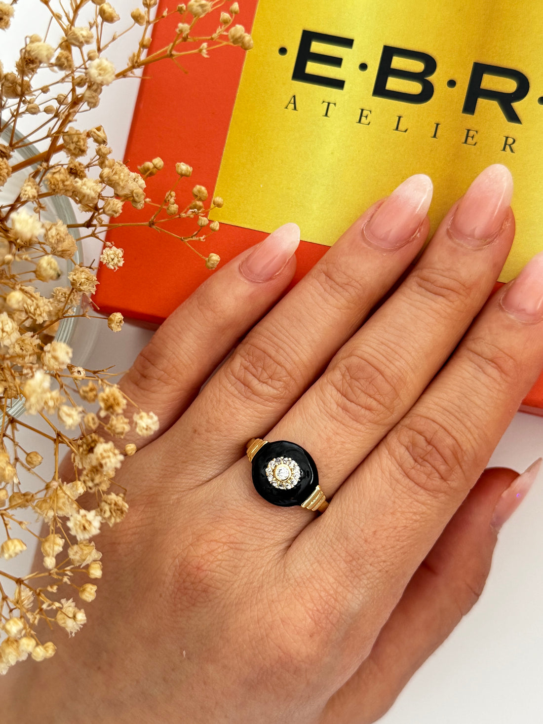 TAYZ SİYAH MİNELİ GOLD AYARLANABİLİR YÜZÜK