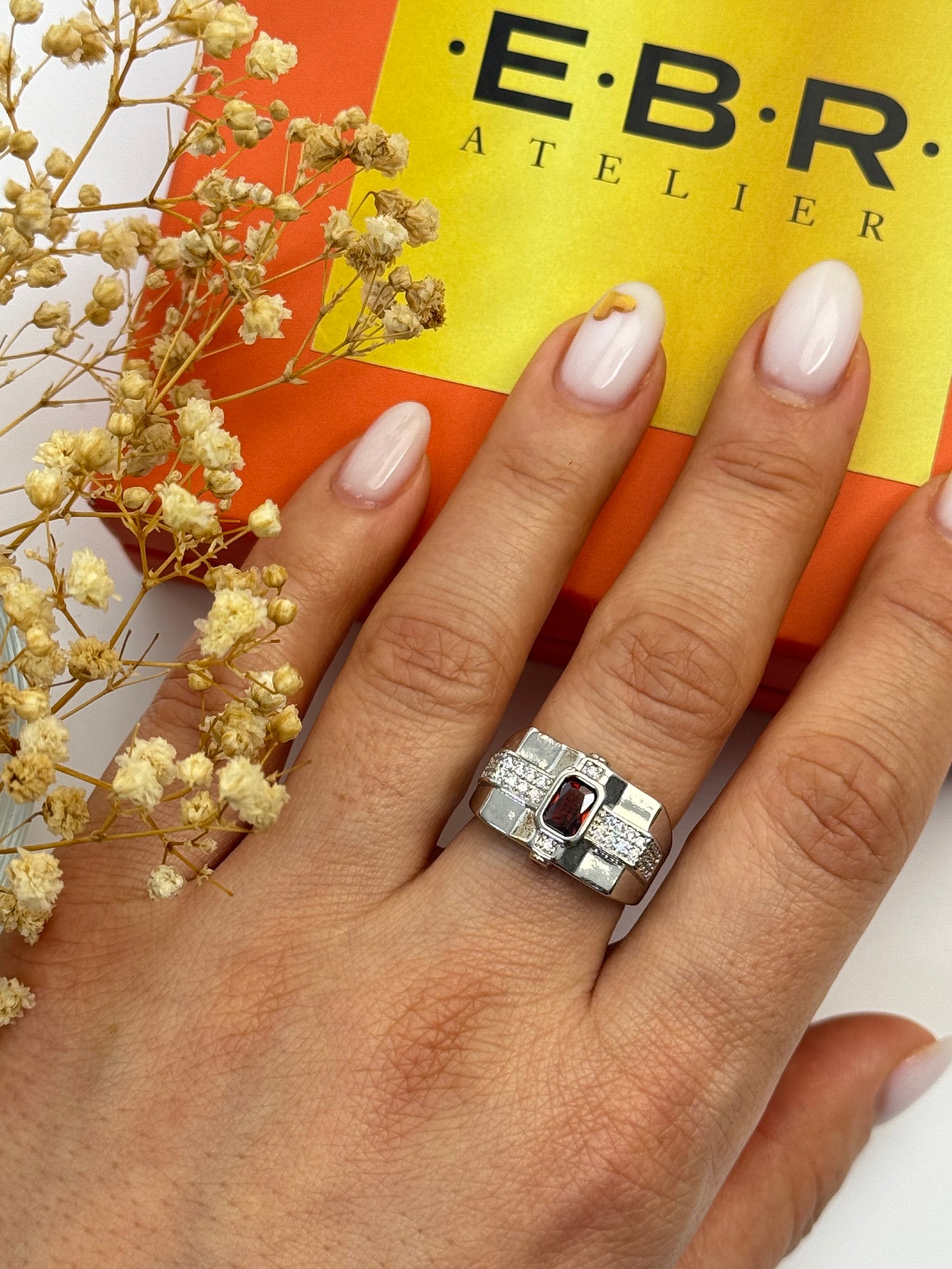 İTHAL KIRMIZI TAŞLI SİLVER AYARLANABİLİR YÜZÜK