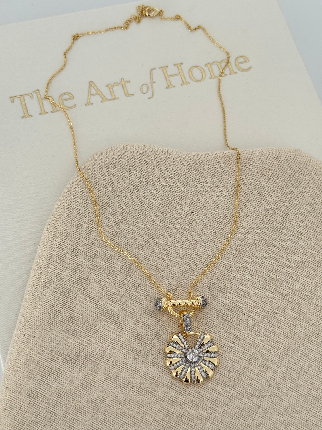 ROVENA TAŞ DEGAYLI GOLD KOLYE