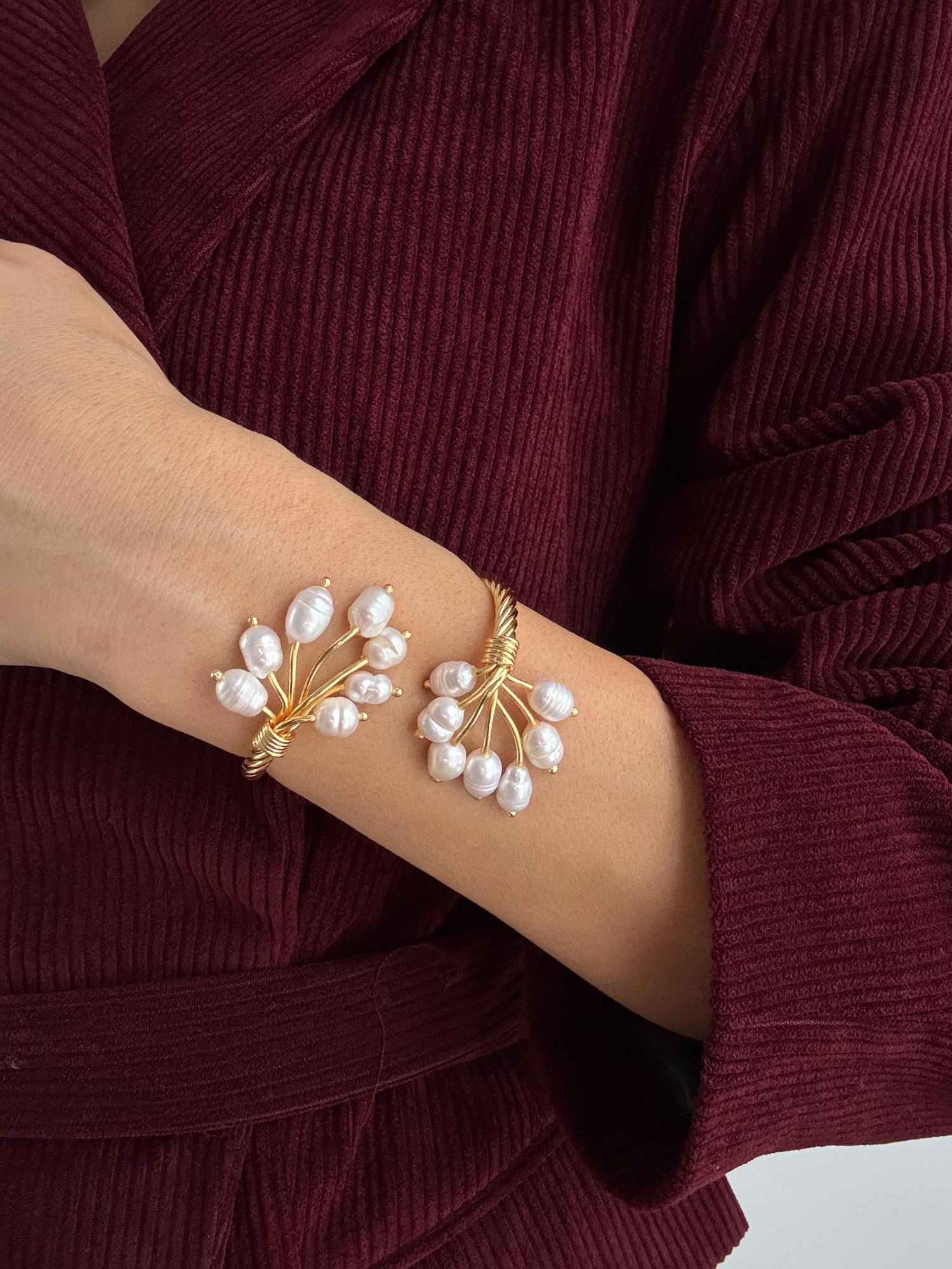 DAL DETAYLI GERÇEK İNCİLİ BİLEKLİK