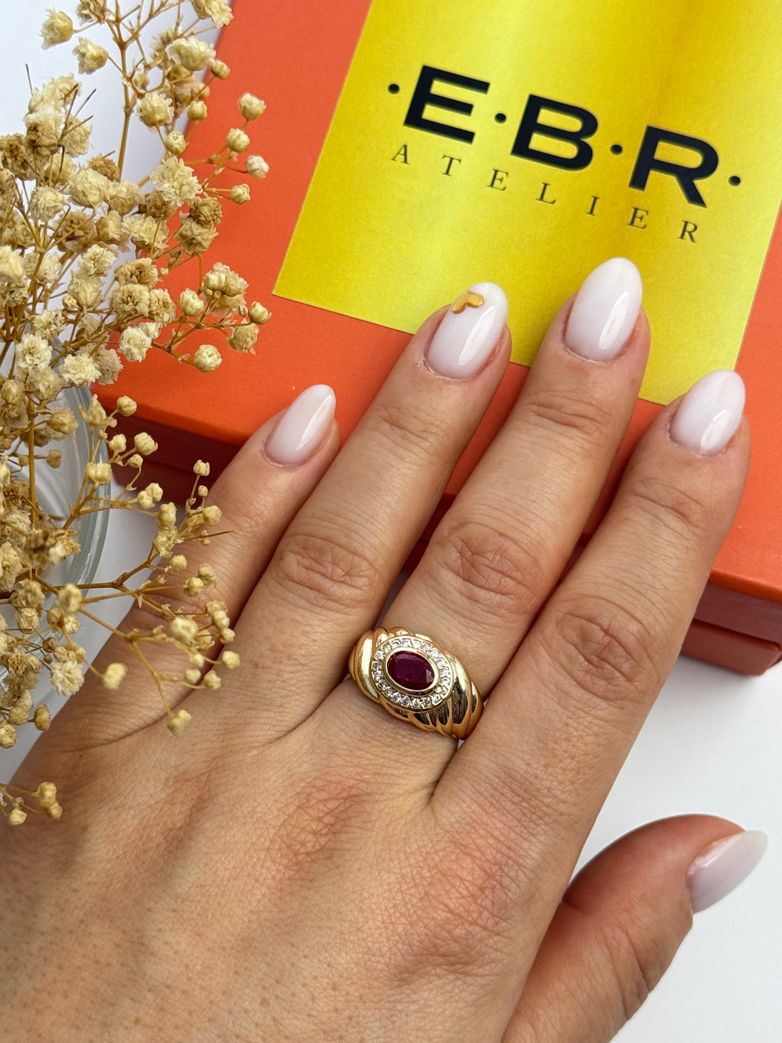 İTHAL FUŞYA TAŞ DETAYLI GOLD AYARLANABİLİR YÜZÜK