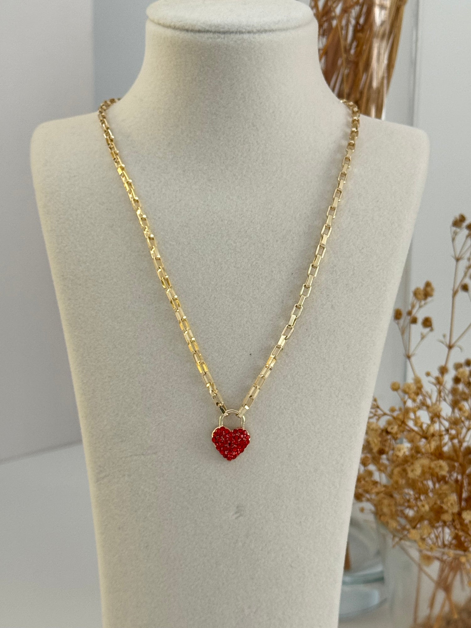 İTHAL KALP DETAYLI GOLD KOLYE