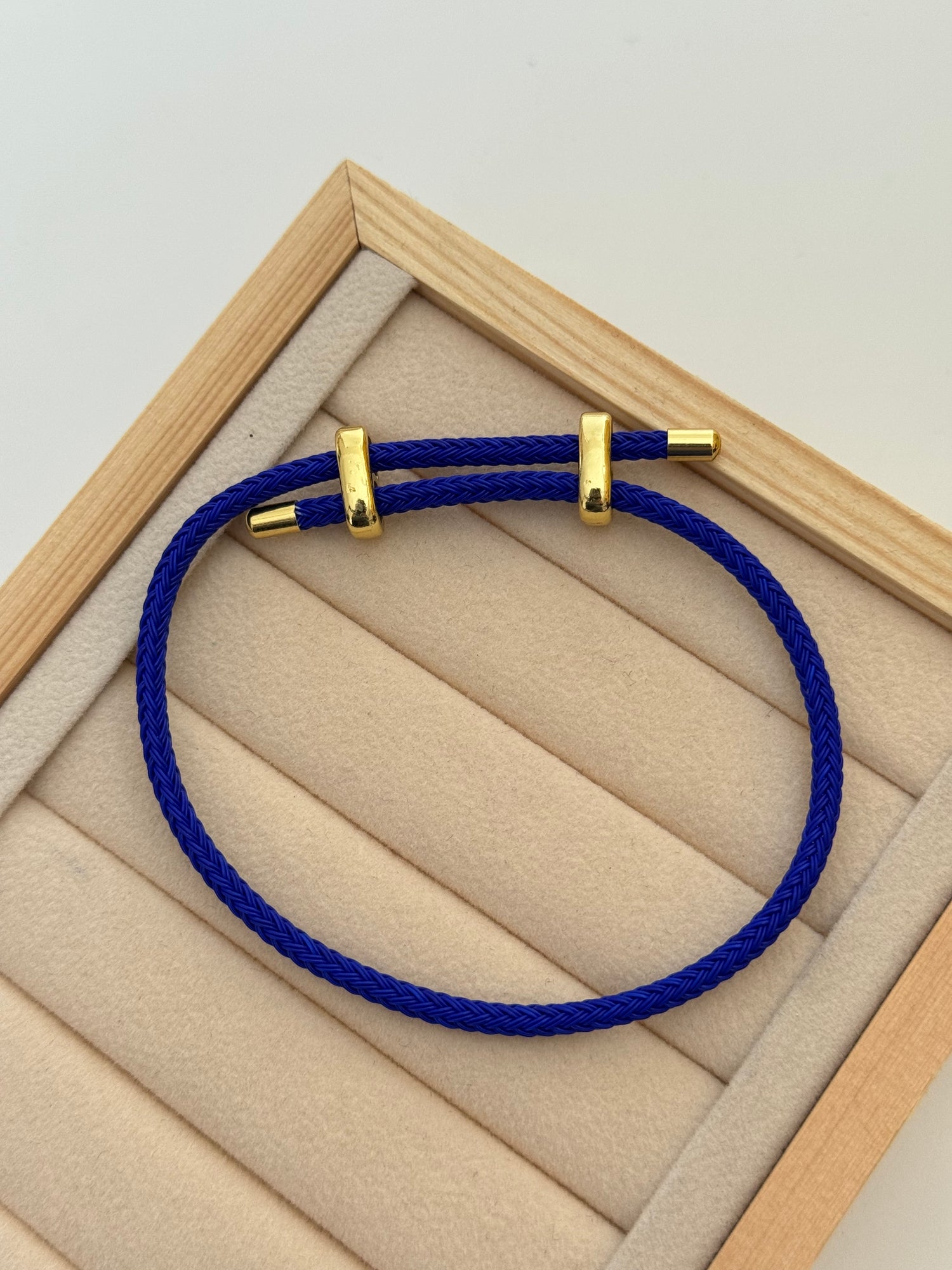 TEYA MAVİ AYARLANABİLİR ÇELİK BİLEKLİK