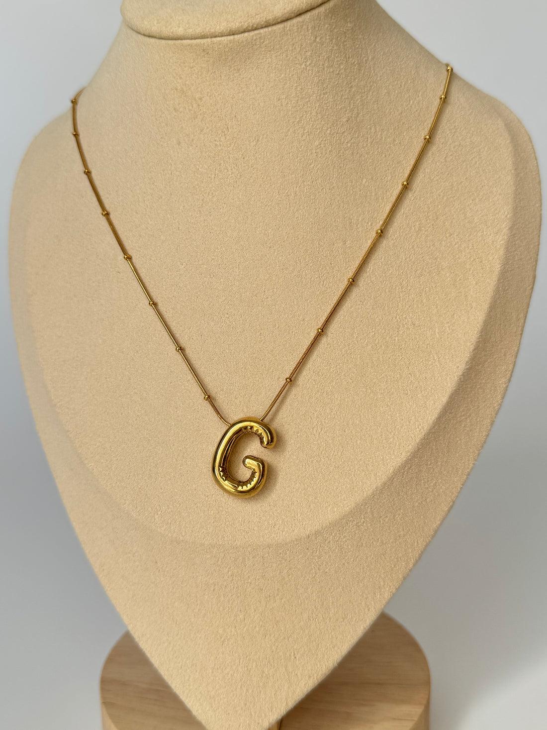 İthal Balon G Harf Gold Kolye