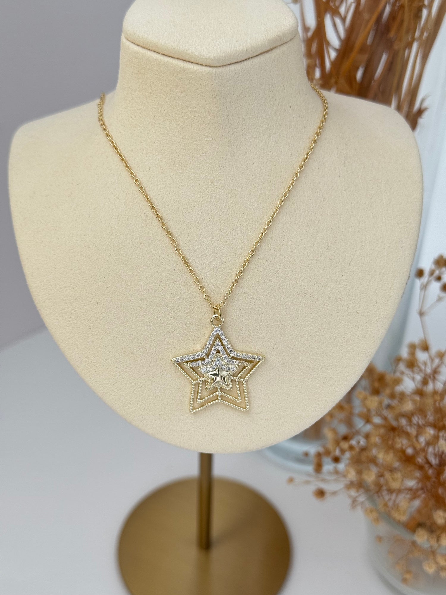 İTHAL YILDIZ DETAYLI UZUN GOLD KOLYE