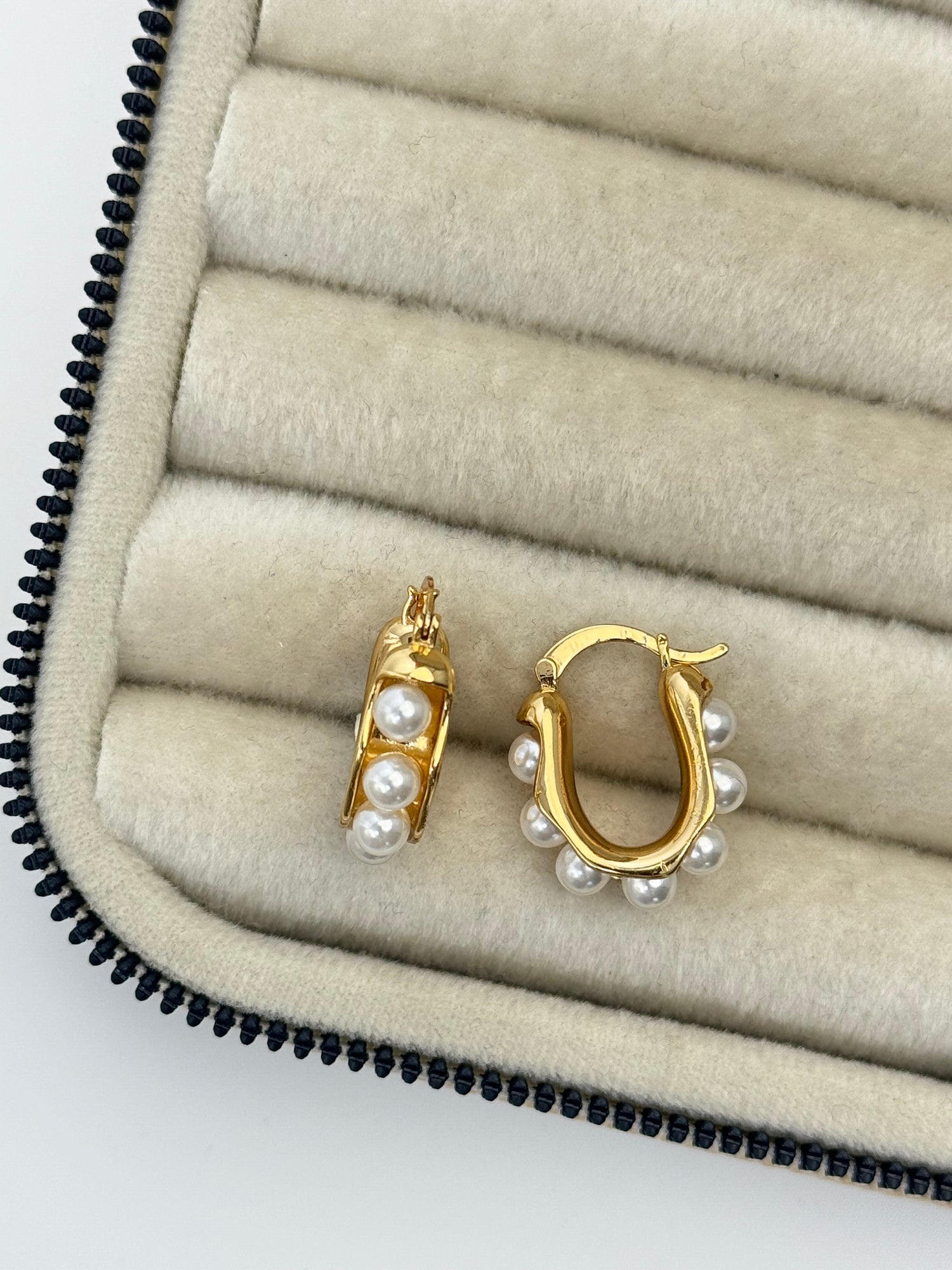 İTHAL İNCİ DETAYLI GOLD HALKA KÜPE