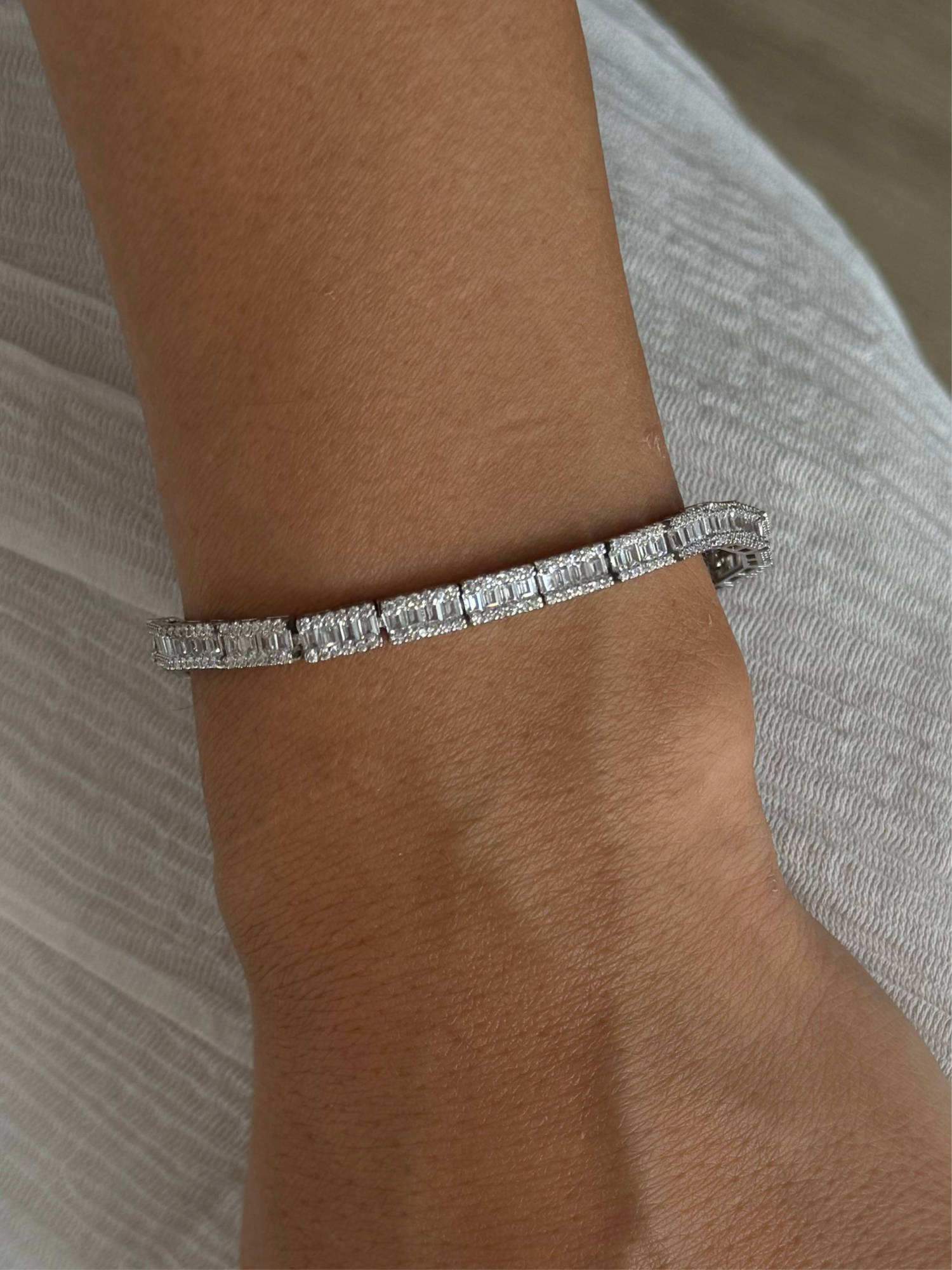 İTHAL ZİRKON TAŞLI SU YOLU SİLVER BİLEKLİK