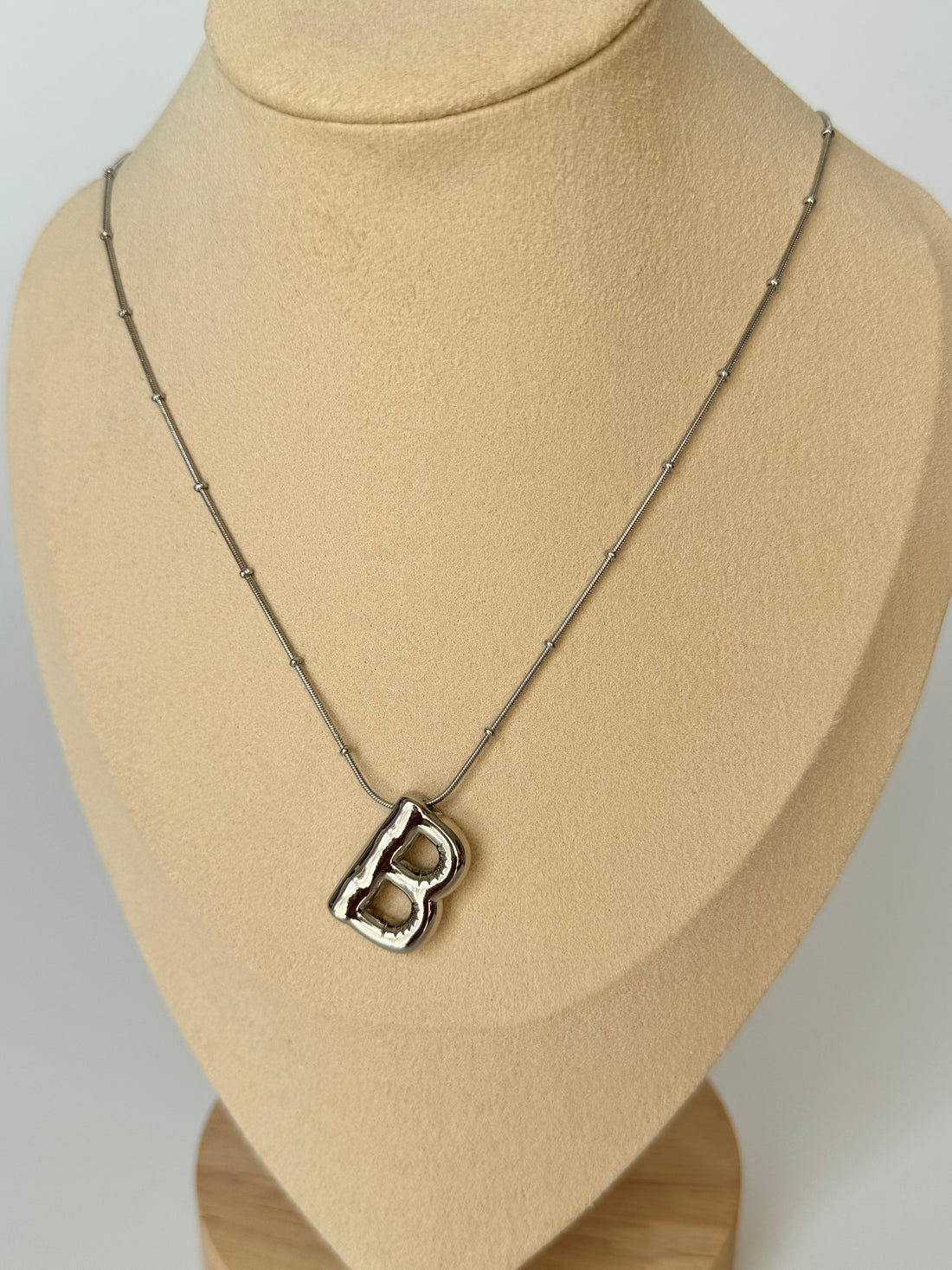 İthal Balon B Harf Silver Kolye