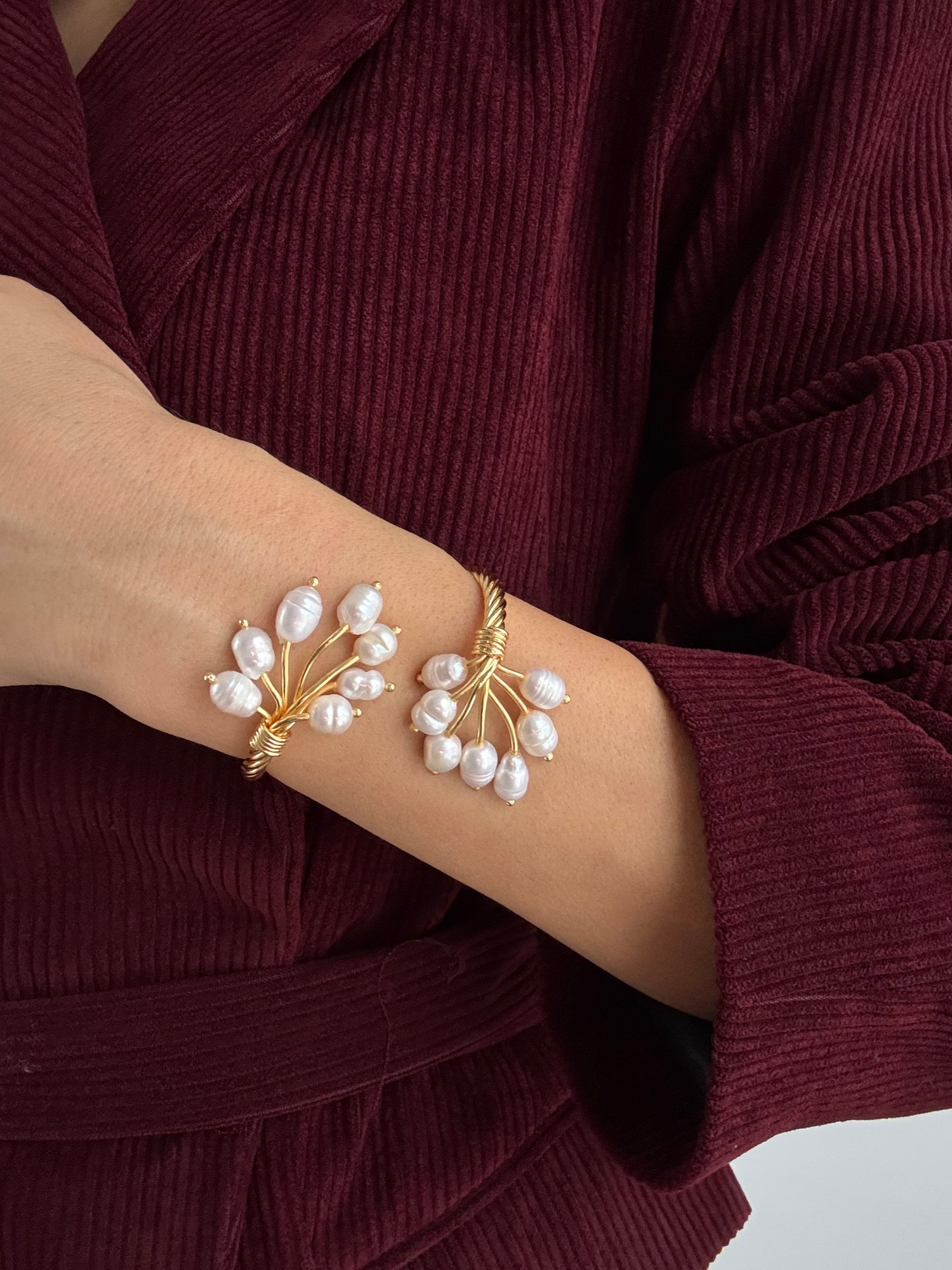 DAL DETAYLI GERÇEK İNCİLİ BİLEKLİK