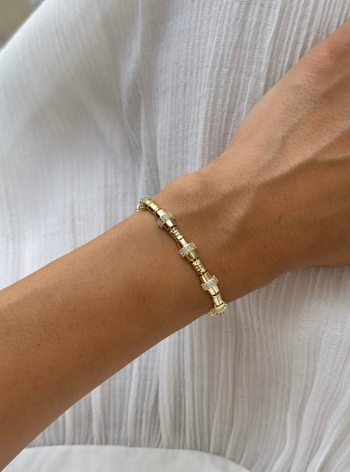 İTHAL TAŞLI GOLD BİLEKLİK