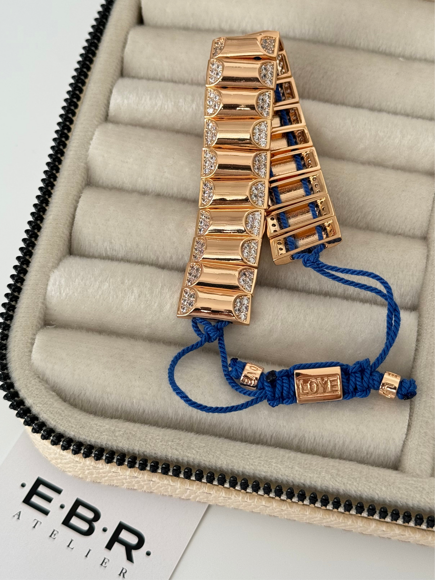 İTHAL TAŞ DETAYLI GOLD MAVİ İPLİ BİLEKLİK