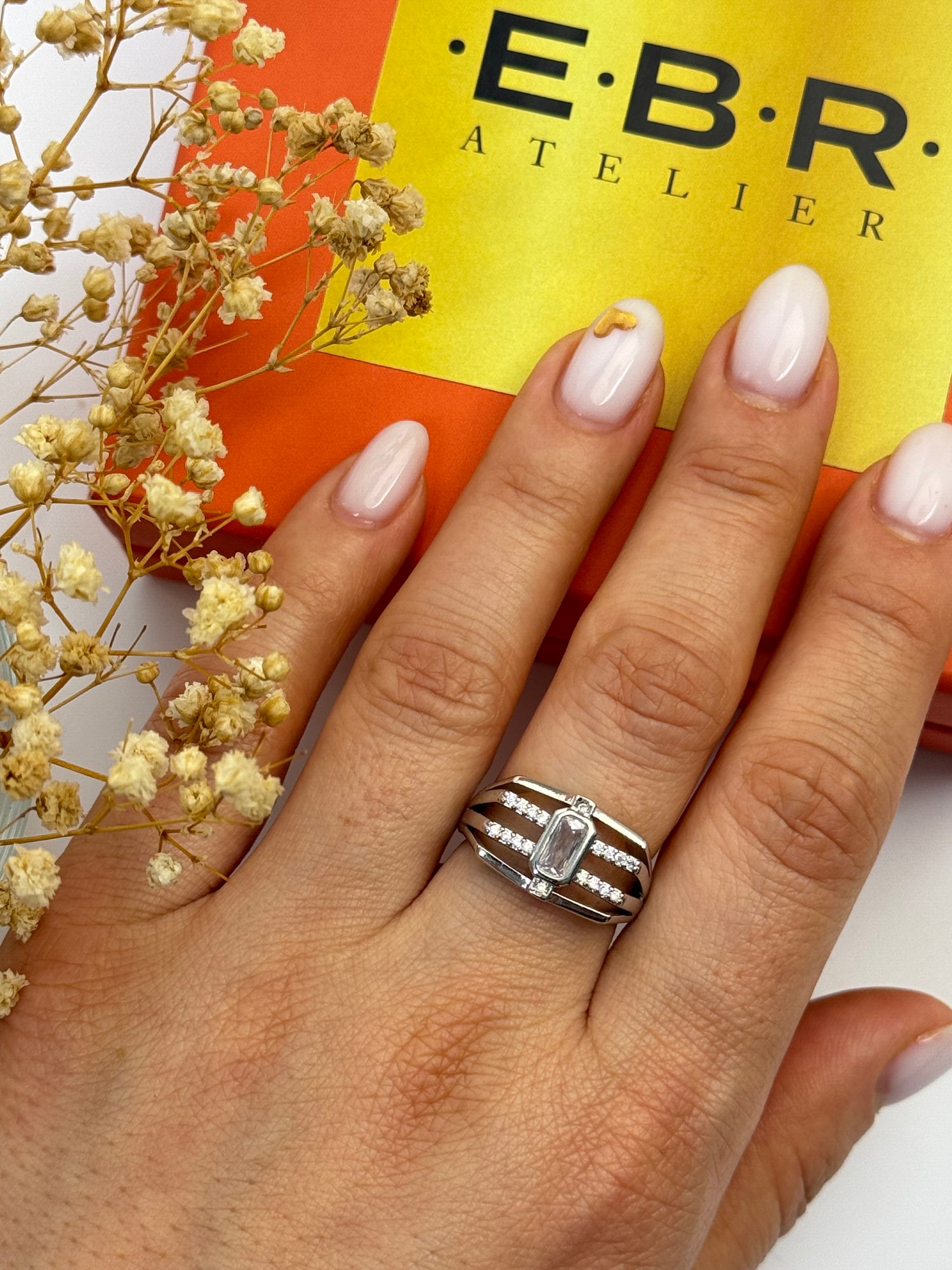 İTHAL BEYAZ TAŞLI SİLVER AYARLANABİLİR YÜZÜK