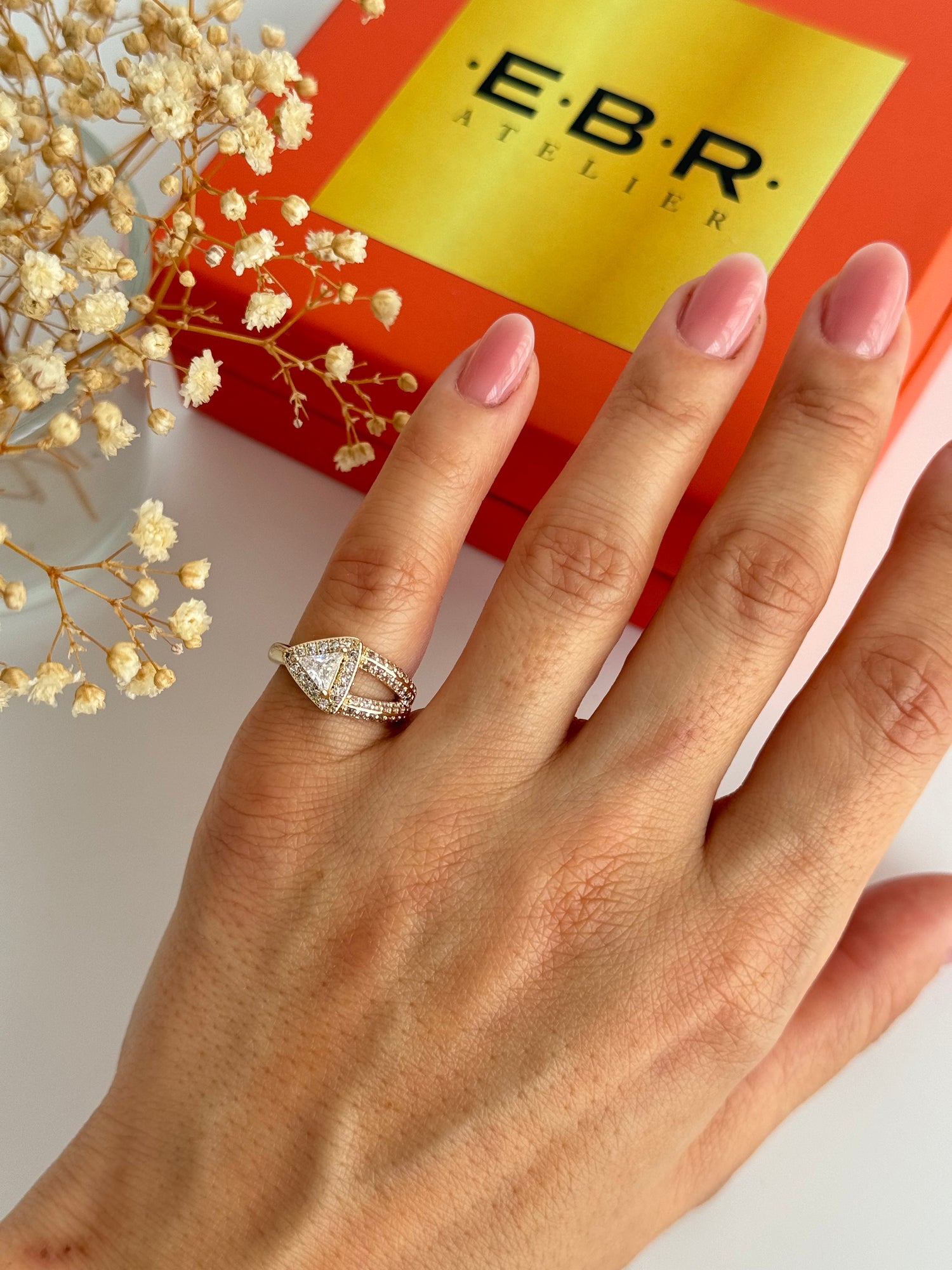 İTHAT TAŞ  DETAYLI AYARLANABİLİR GOLD SERÇE PARMAK YÜZÜK