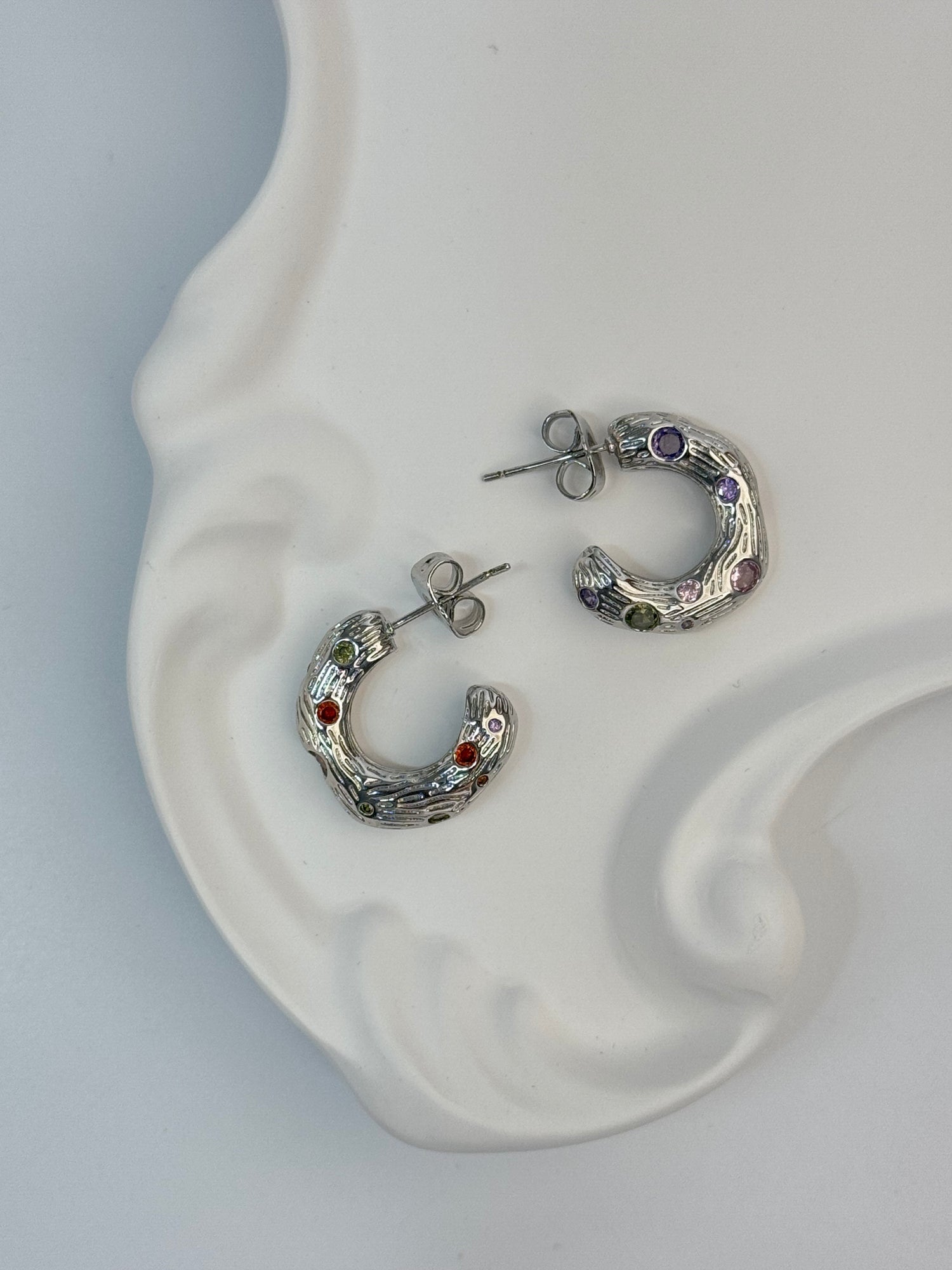 RENKLİ TAŞLI SİLVER HALKA KÜPE