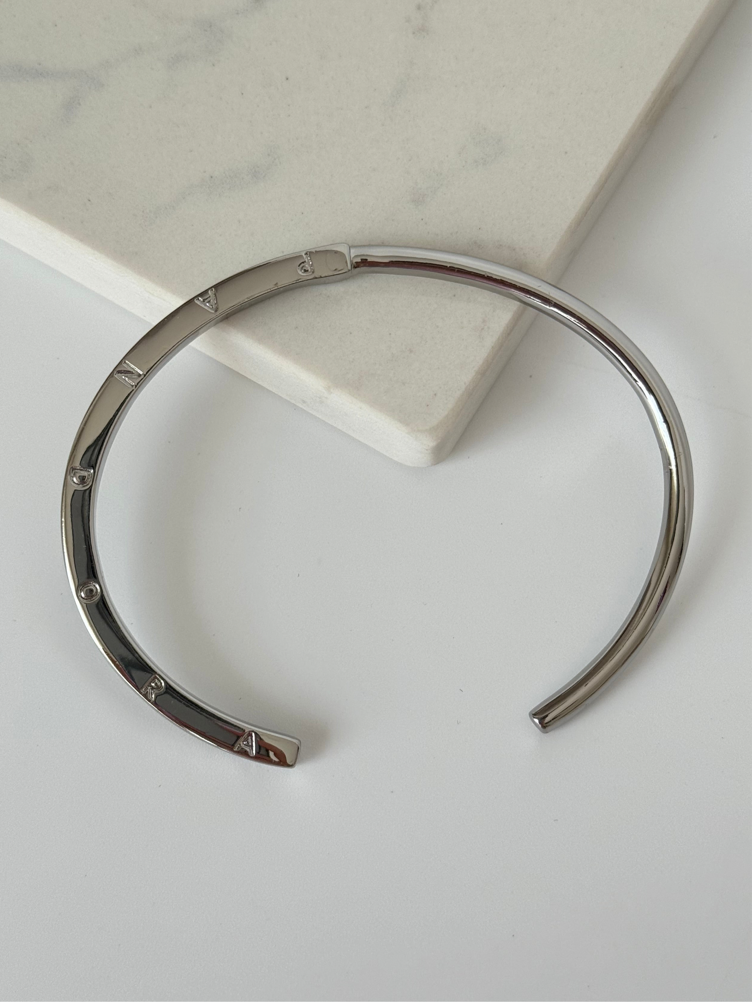 İTHAL MARKA MODEL SİLVER AYARLANABİLİR KELEPÇE BİLEZİK