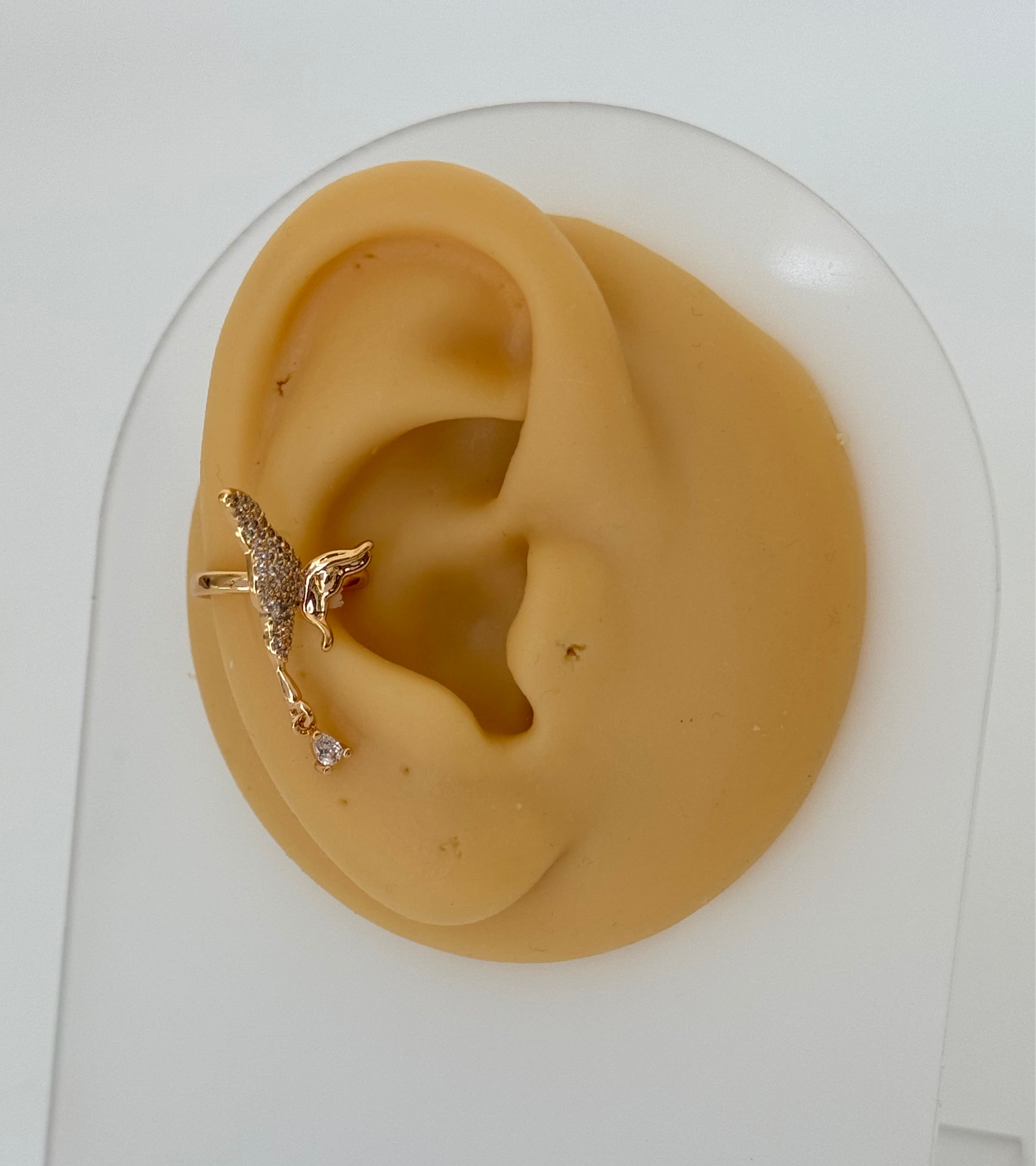 İTHAL KELEBEK MODEL GOLD SAĞ KULAK KIKIRDAK KÜPE EARCUFF
