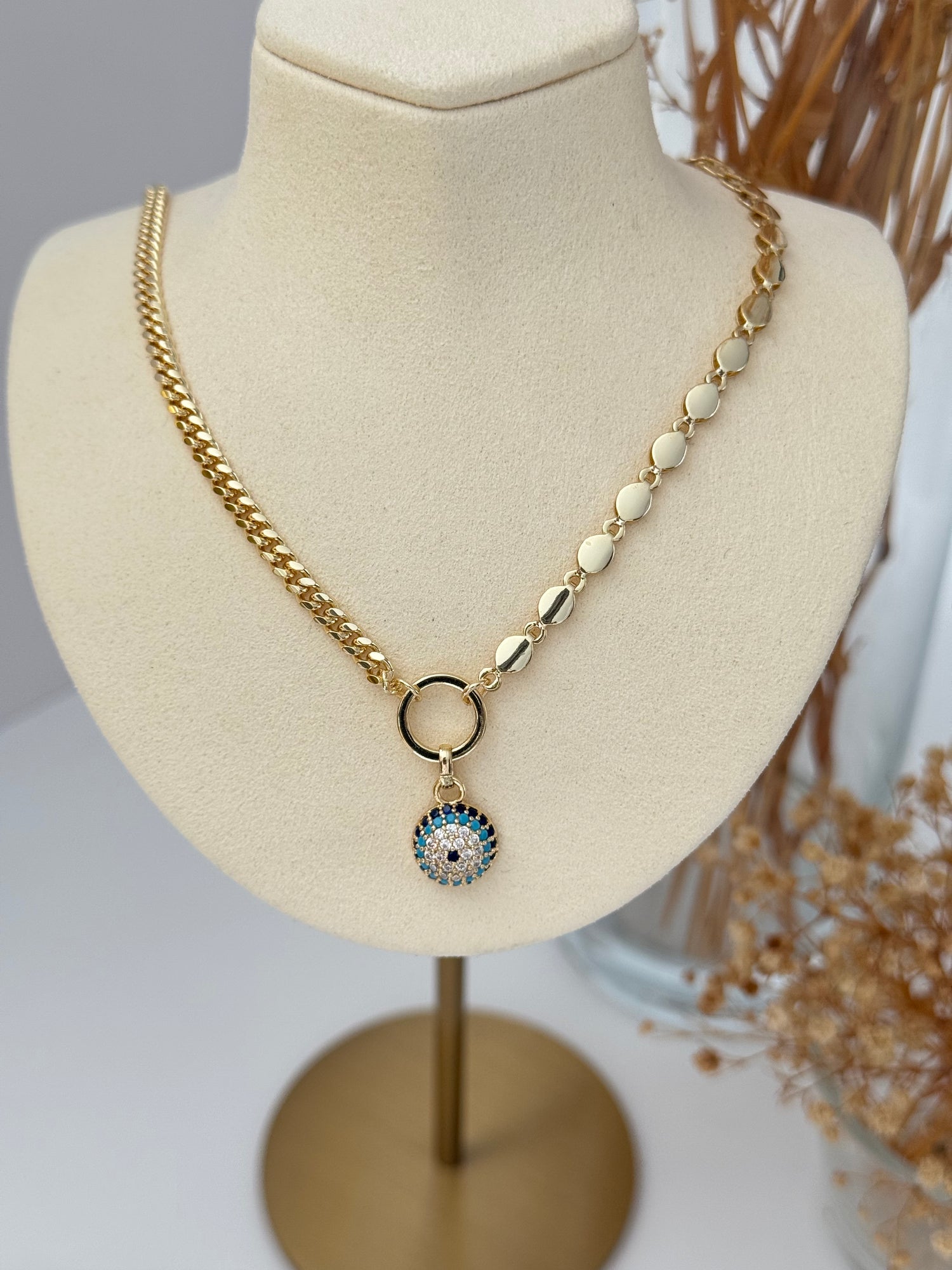 İTHAL NAZAR BONCUK DETAYLI GOLD KOLYE