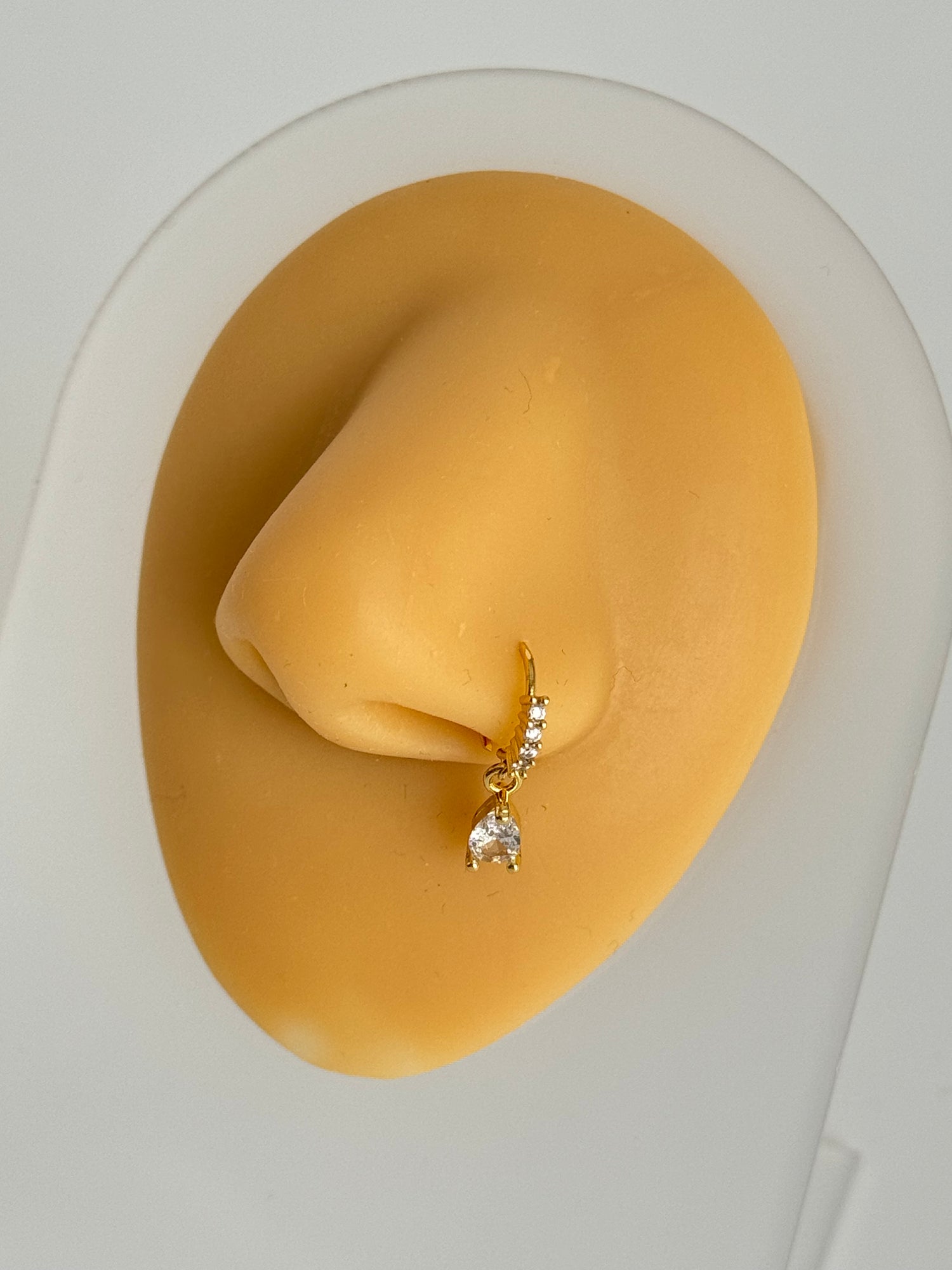 İTHAL DAMLA TAŞ DETAYLI BURUN HIZMA PİERCİNG