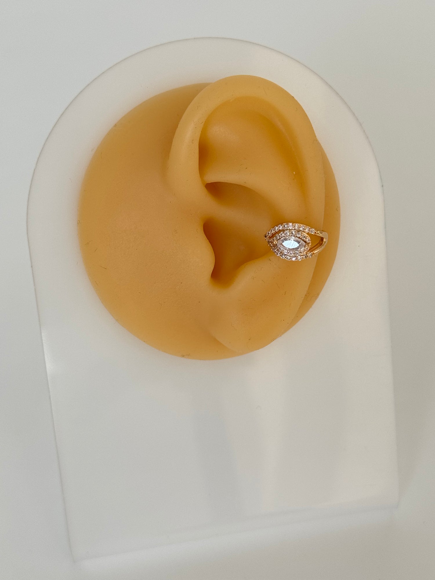 İTHAL TAŞ DETAYLI GOLD KIKIRDAK KÜPE EARCUFF
