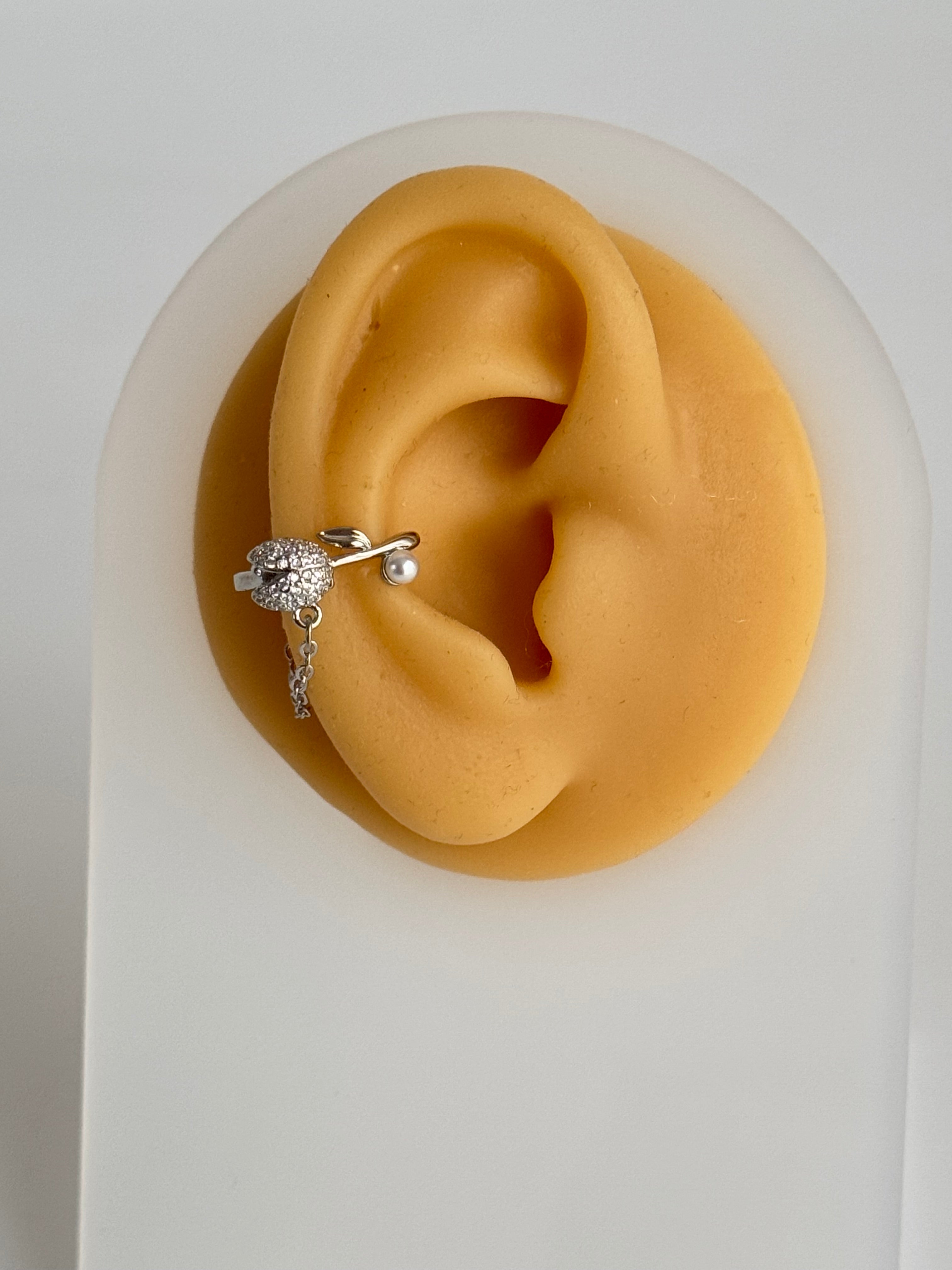 İTHAL LALE DETAYLI SAĞ KULAK SİLVER KIKIRDAK KÜPE EARCUFF