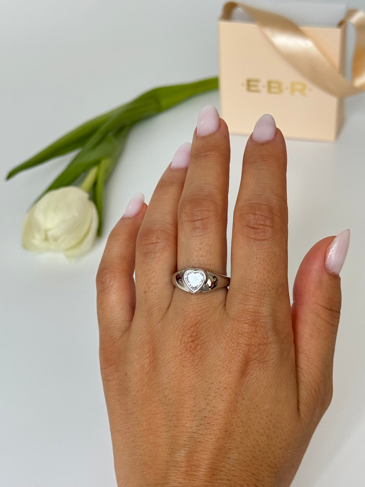 İTHAL KALP DETAYLI TAŞLI SİLVER AYARLANABİLİR YÜZÜK