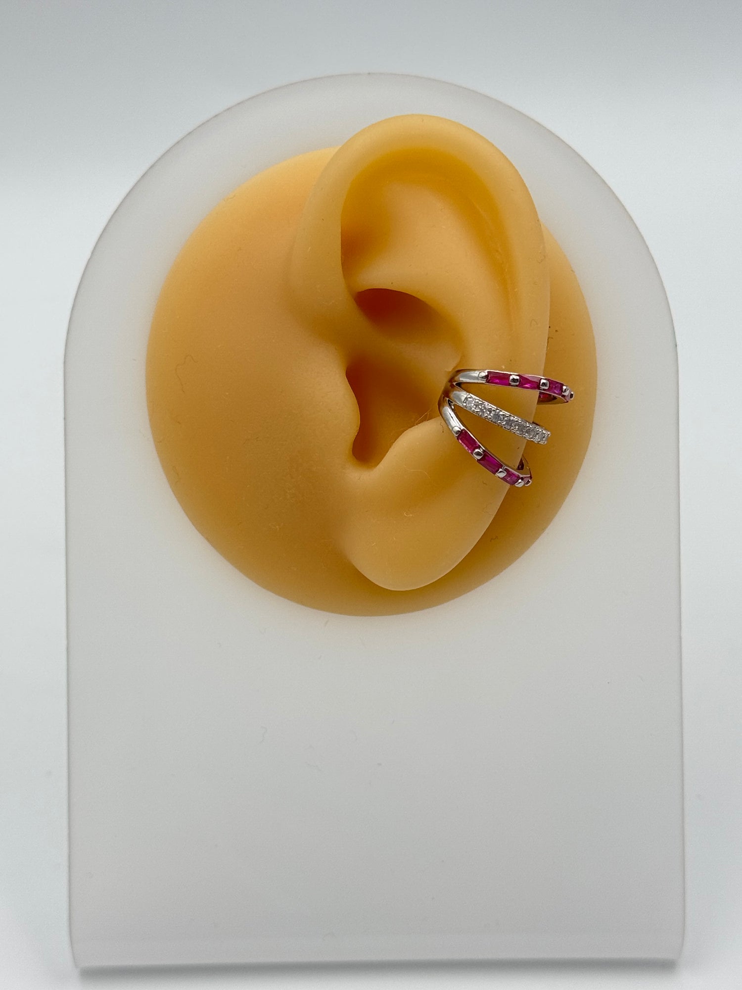 İTHAL FUŞYA TAŞ DETAYLI SİLVER KIKIRDAK KÜPE EARCUFF